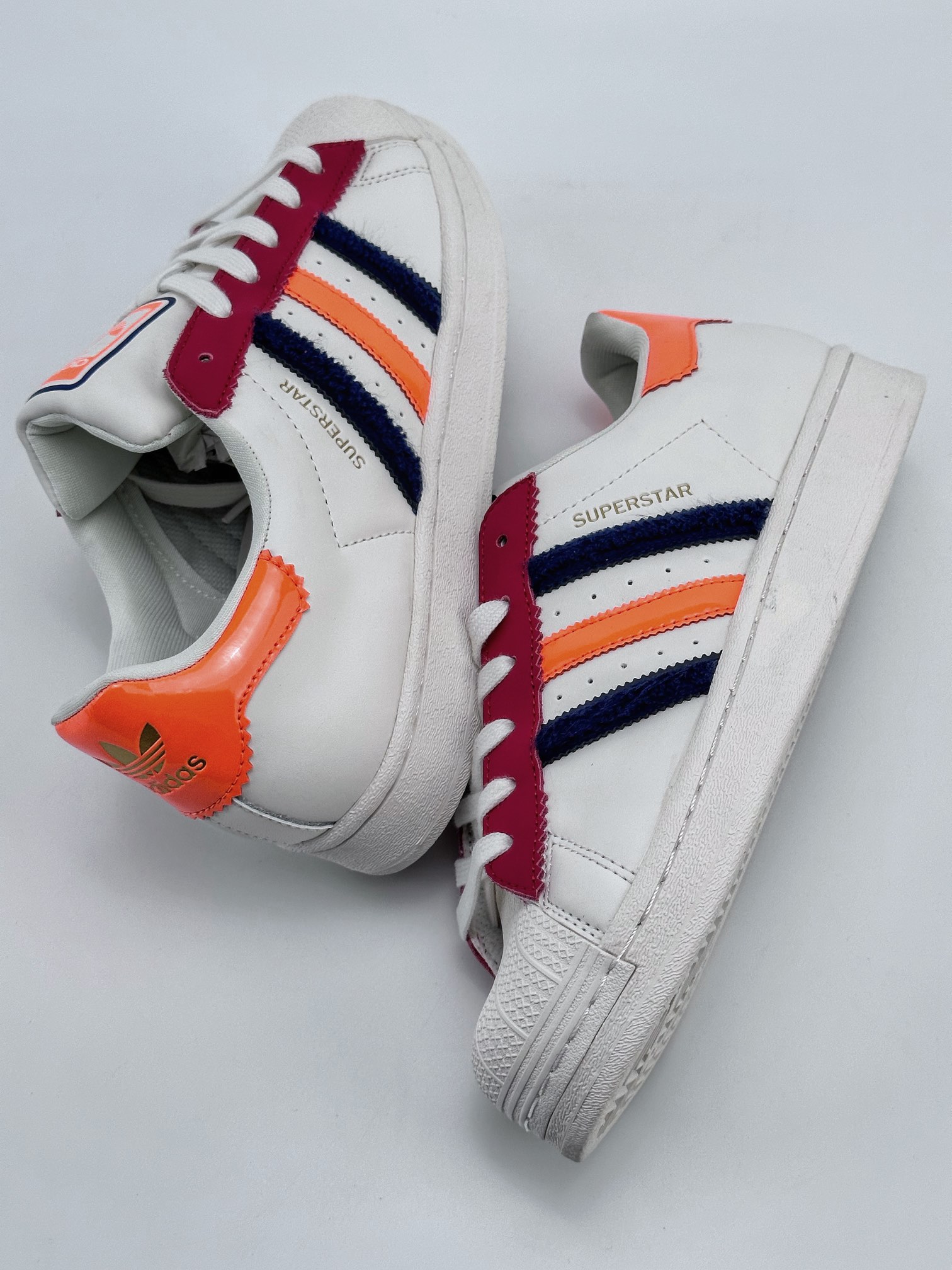 AD Originals Superstar W Shell Toe White Black Orange HQ4403