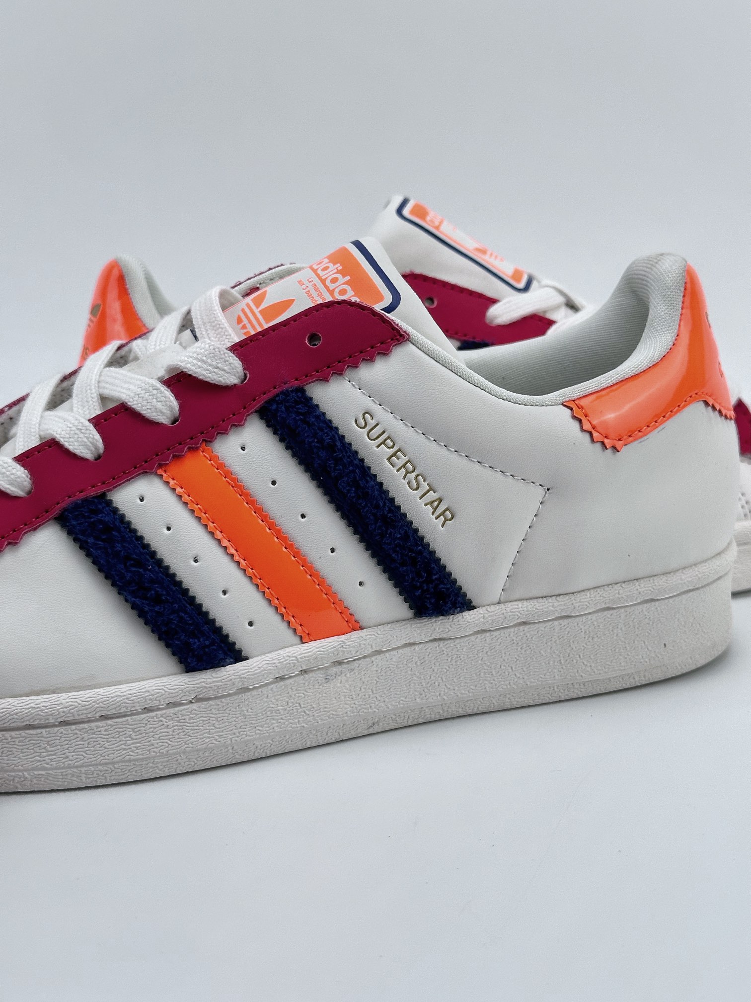 AD Originals Superstar W Shell Toe White Black Orange HQ4403