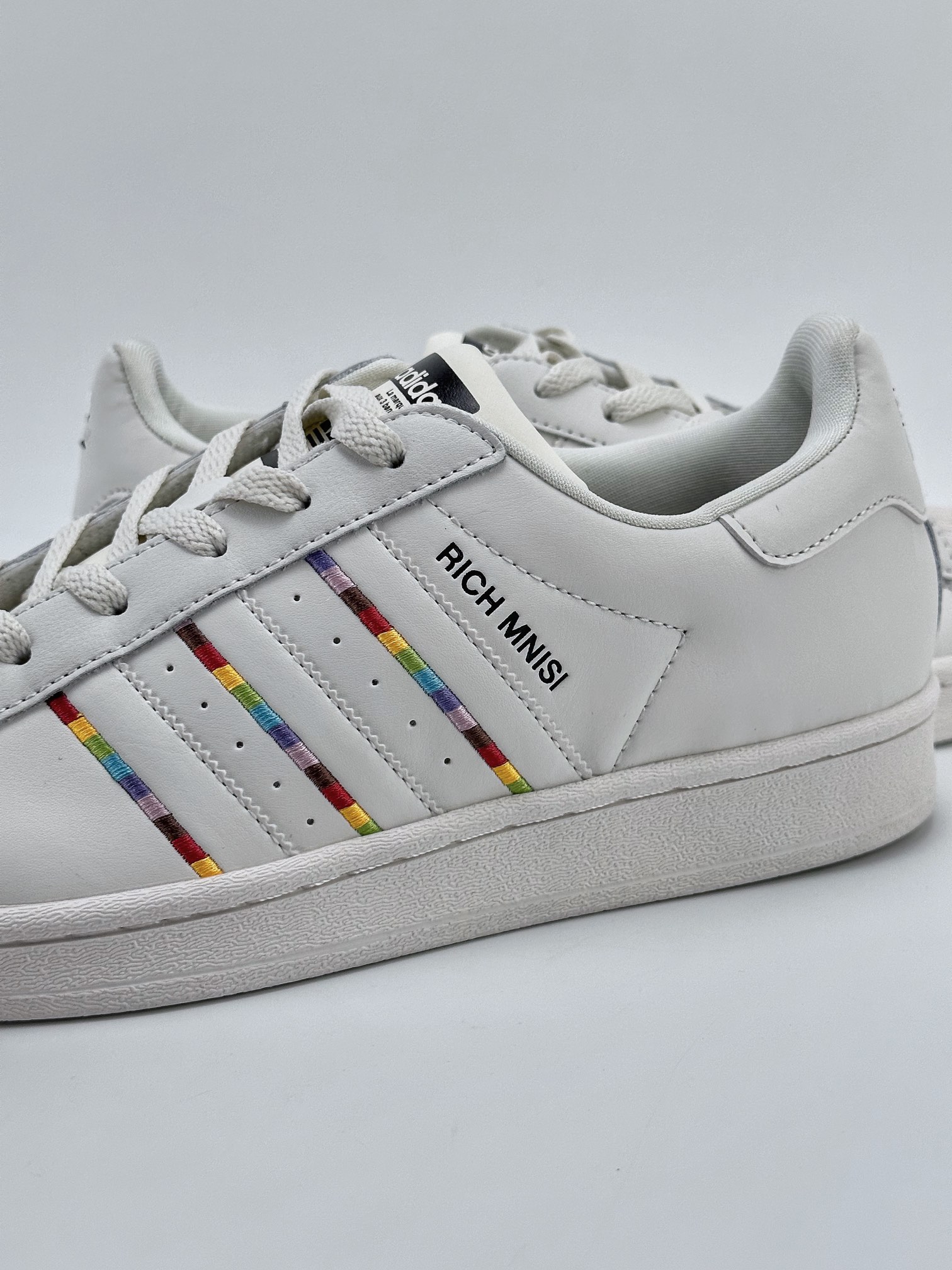 AD Originals Superstar Pride RM Shell Head White ID7493