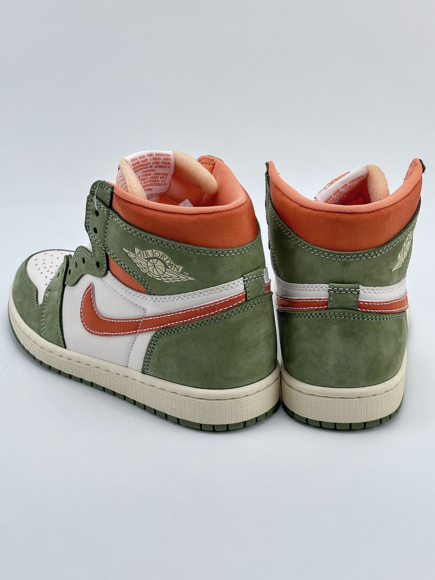 Air Jordan 1 High OG “Craft Celadon” 麂皮墨绿橙 FB9934-300