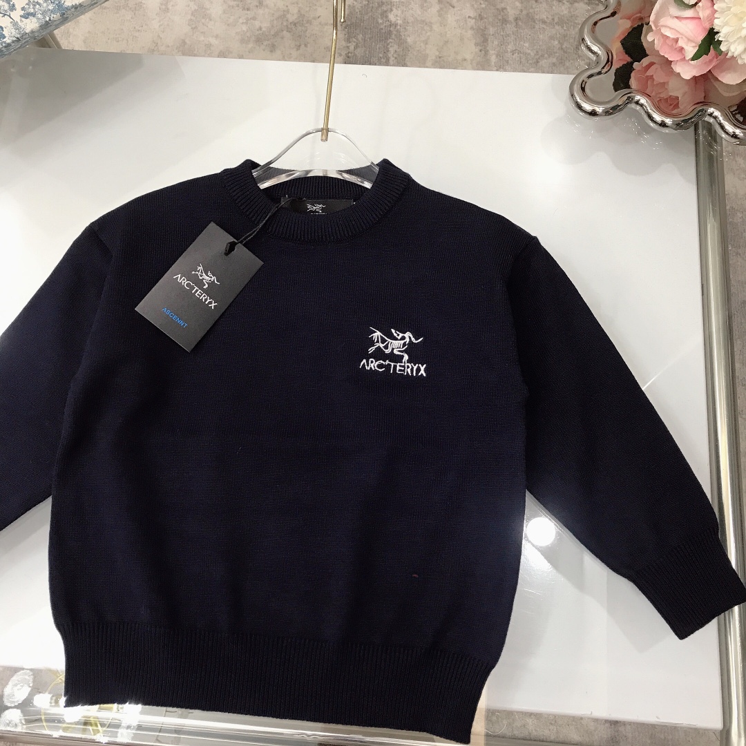 Arcteryx Child Knitted Rabbit-Flushed Sweater: Soft, High-Quality, Winter Comfort in Various Sizes - 图片 3