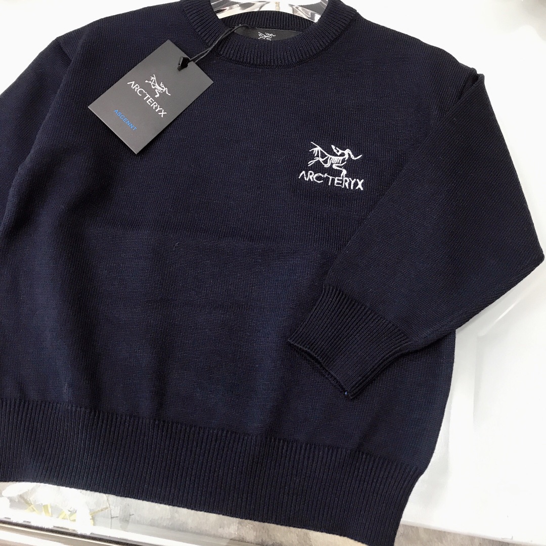 Arcteryx Child Knitted Rabbit-Flushed Sweater: Soft, High-Quality, Winter Comfort in Various Sizes - 图片 6