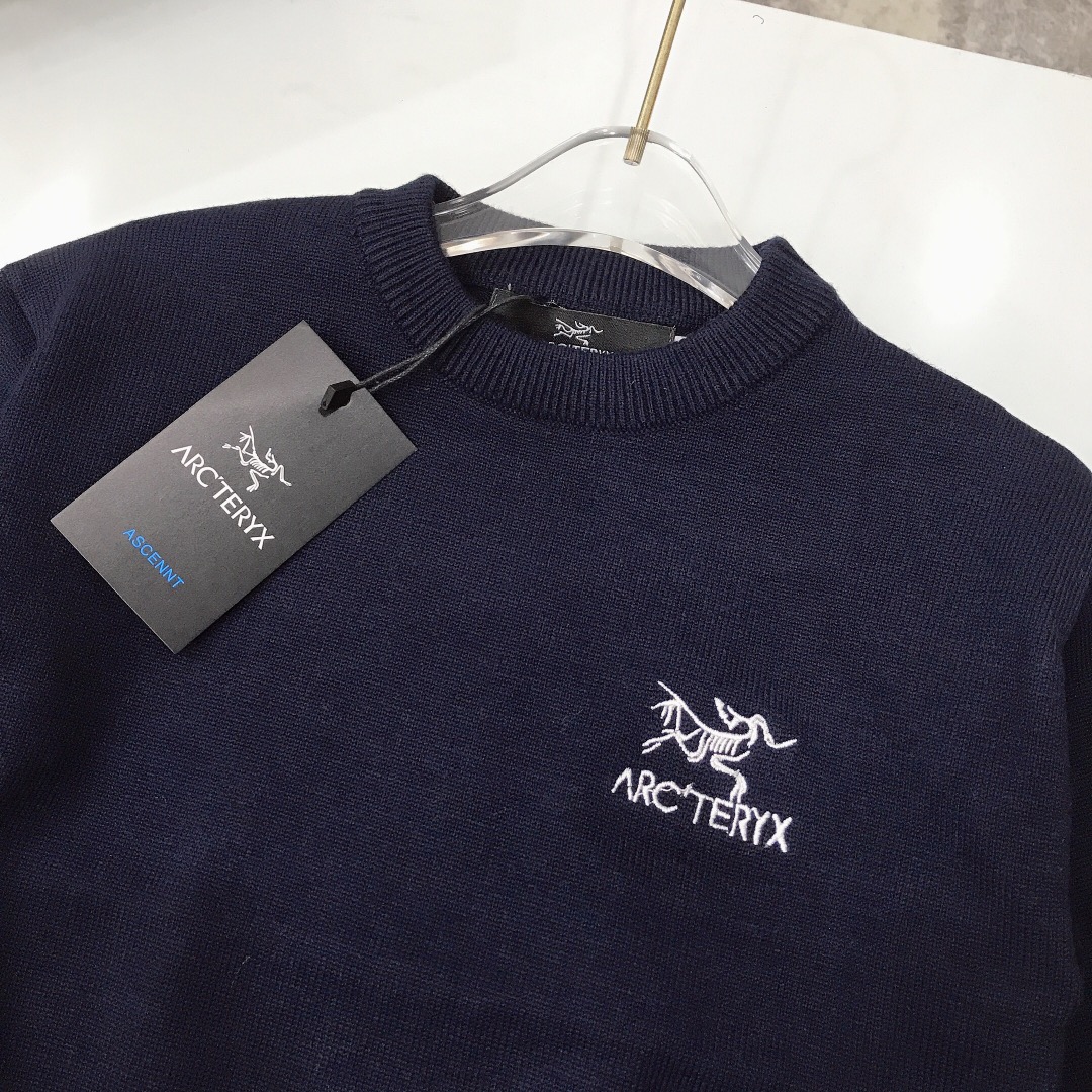 Arcteryx Child Knitted Rabbit-Flushed Sweater: Soft, High-Quality, Winter Comfort in Various Sizes - 图片 5
