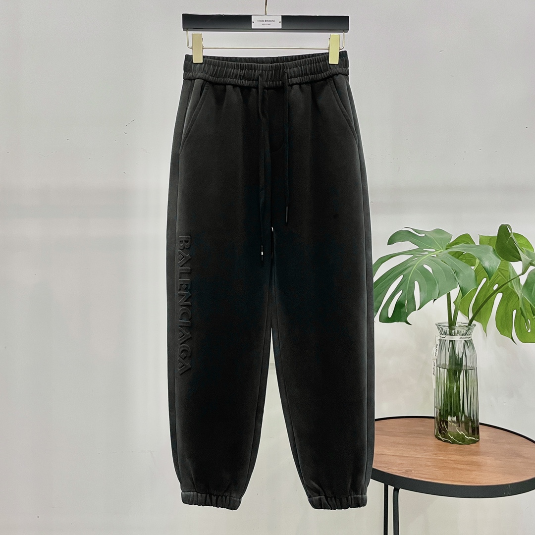 Balenciaga Sale
 Clothing Pants & Trousers Unisex Fall Collection Fashion Casual