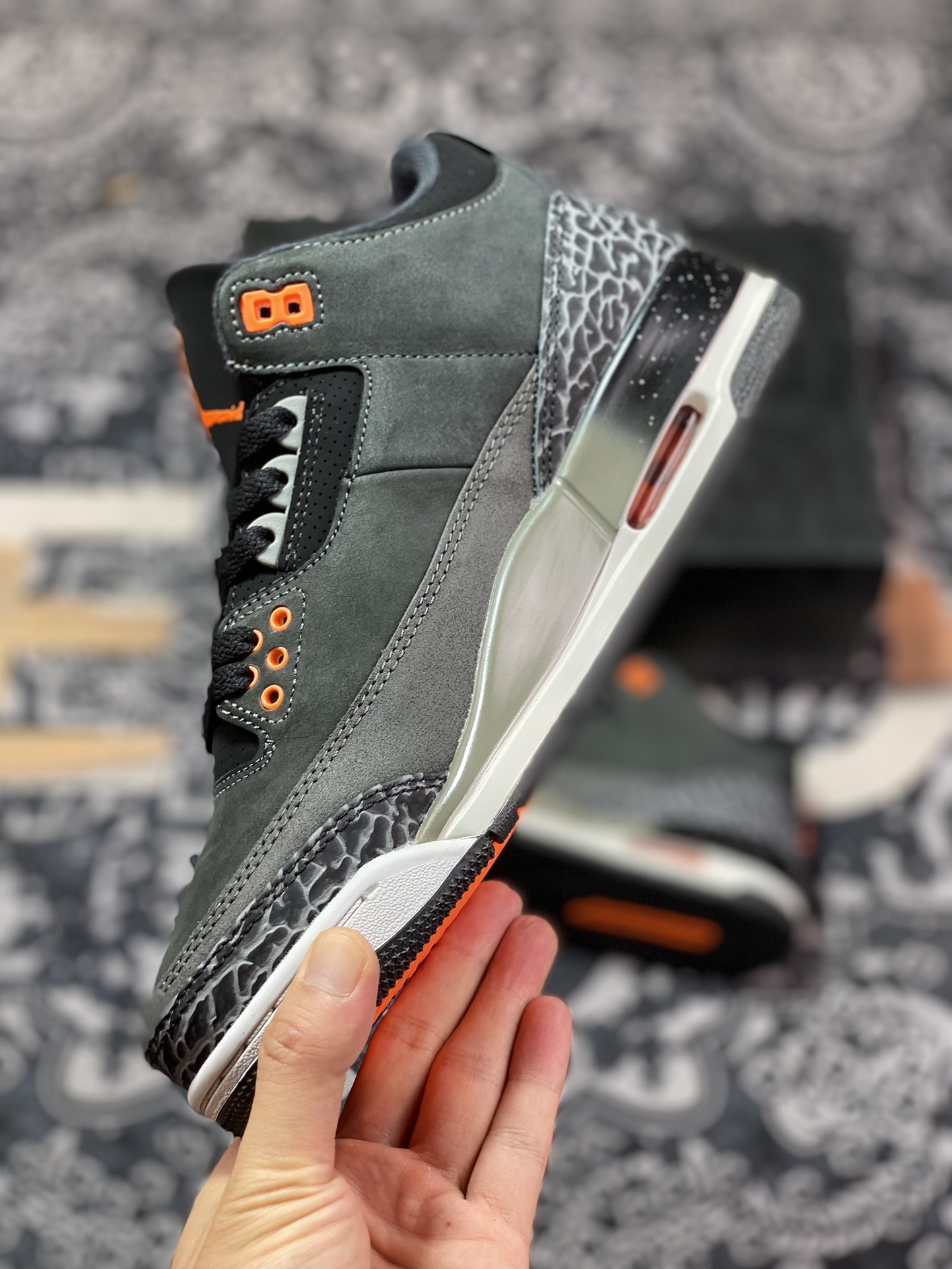 Air Jordan 3 ”Fear” Grey and Black CT8532-080