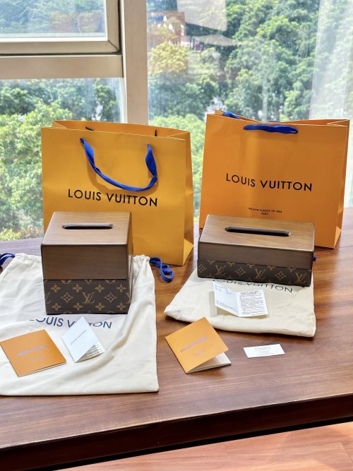 Louis Vuitton Monogram Canvas & Wood Tissue Box Cover, Square/Rectangle 1 Louis Vuitton Monogram Canvas & Wood Tissue Box Cover, Square/Rectangle