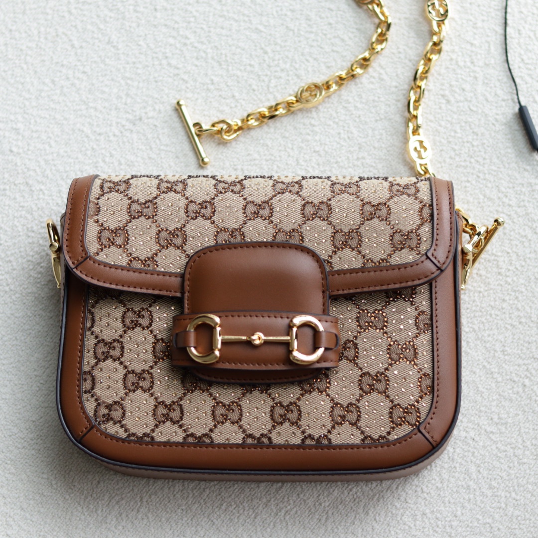 P510 Nuevo 𝙂𝙂 𝘿𝙚𝙣𝙞𝙢 𝘿𝙞𝙤𝙣𝙮𝙨𝙪𝙨 de fábrica original, nueva colección de moda, bolso silla de montar en marr…
