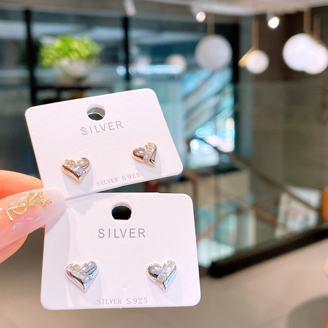 ミニマル925シルバーイヤリングシルバー 春節