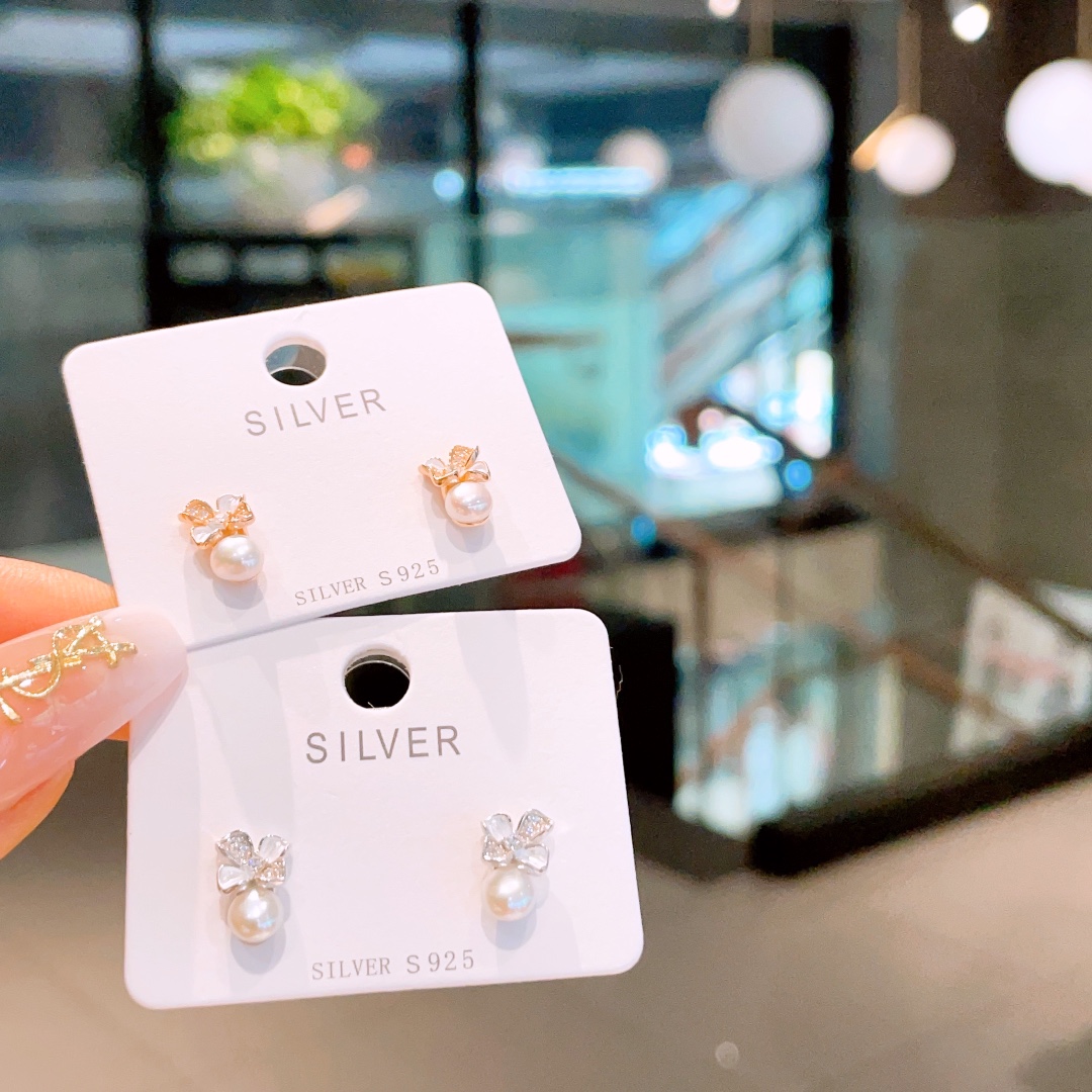 ミニマル高品質シルバーイヤリングゴールド 新年