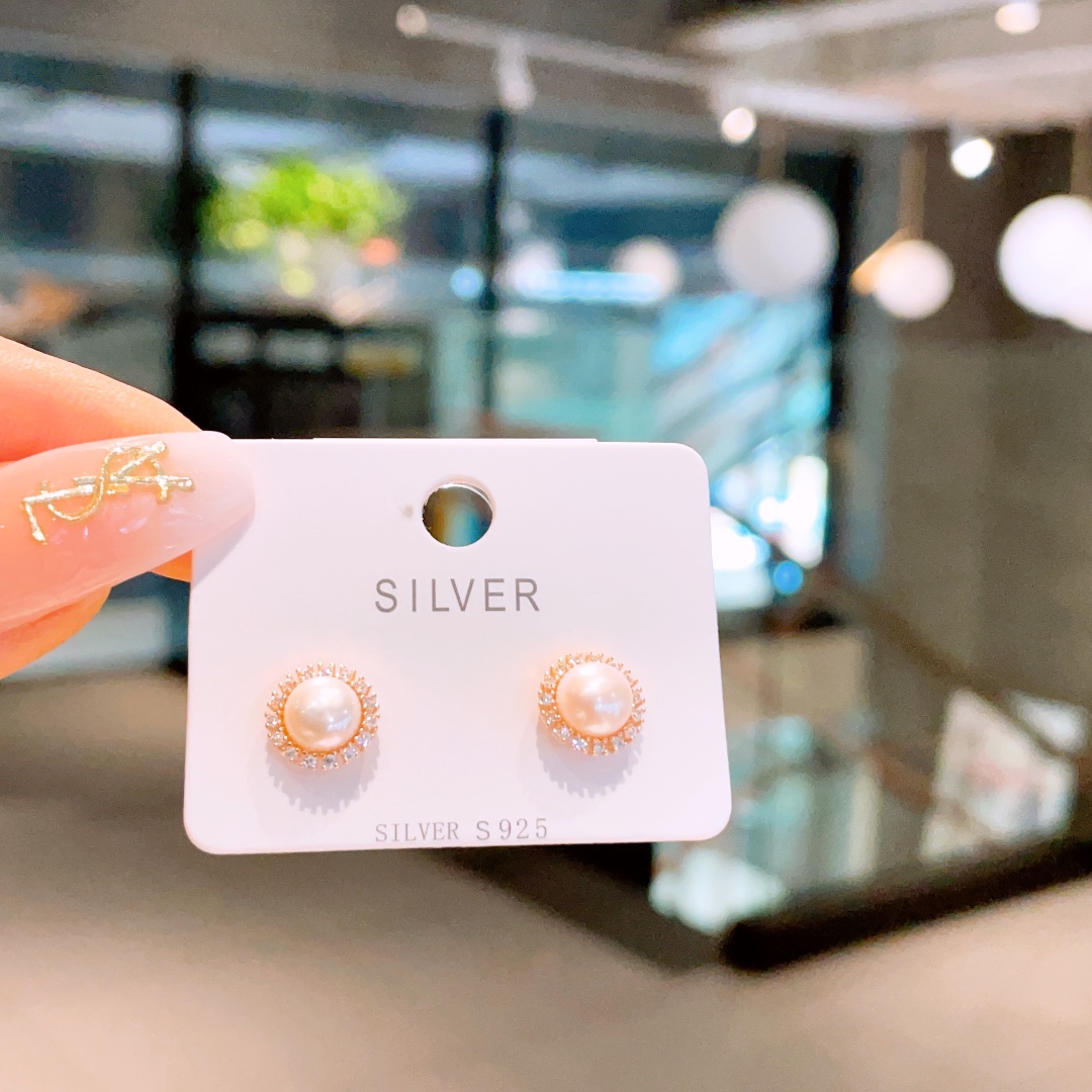 幻想的ファインシルバーイヤリングゴールド 晩餐会