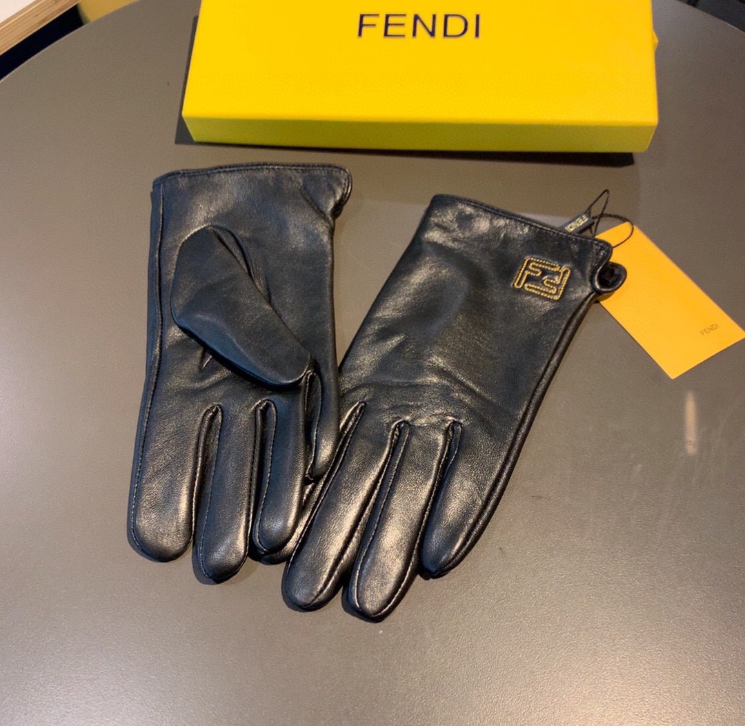 芬迪FENDI2023秋冬羊皮刺绣手套手机触屏值得对比同款不同品质秒杀市场差产品进口一级羊皮内里加绒经典