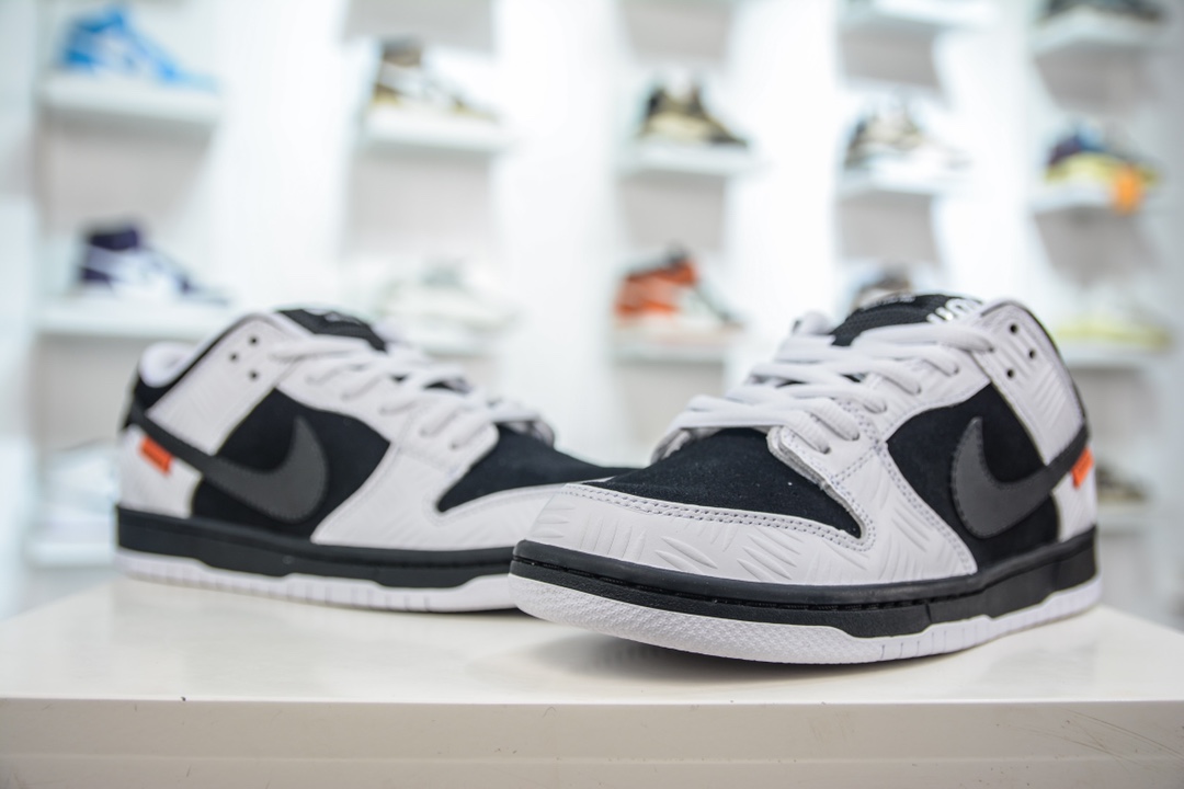 Full code shipment AY pure original TIGHTBOOTH x NK Dunk Low joint black and white color FD2629-100