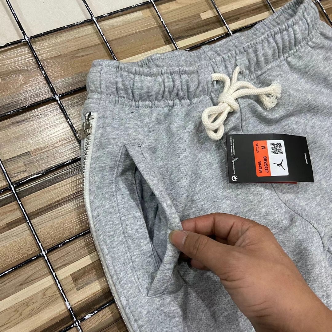 Jordanair Jordan Nike: Lightweight Unisex Corrugated Thongs in Black and Gray - 图片 5