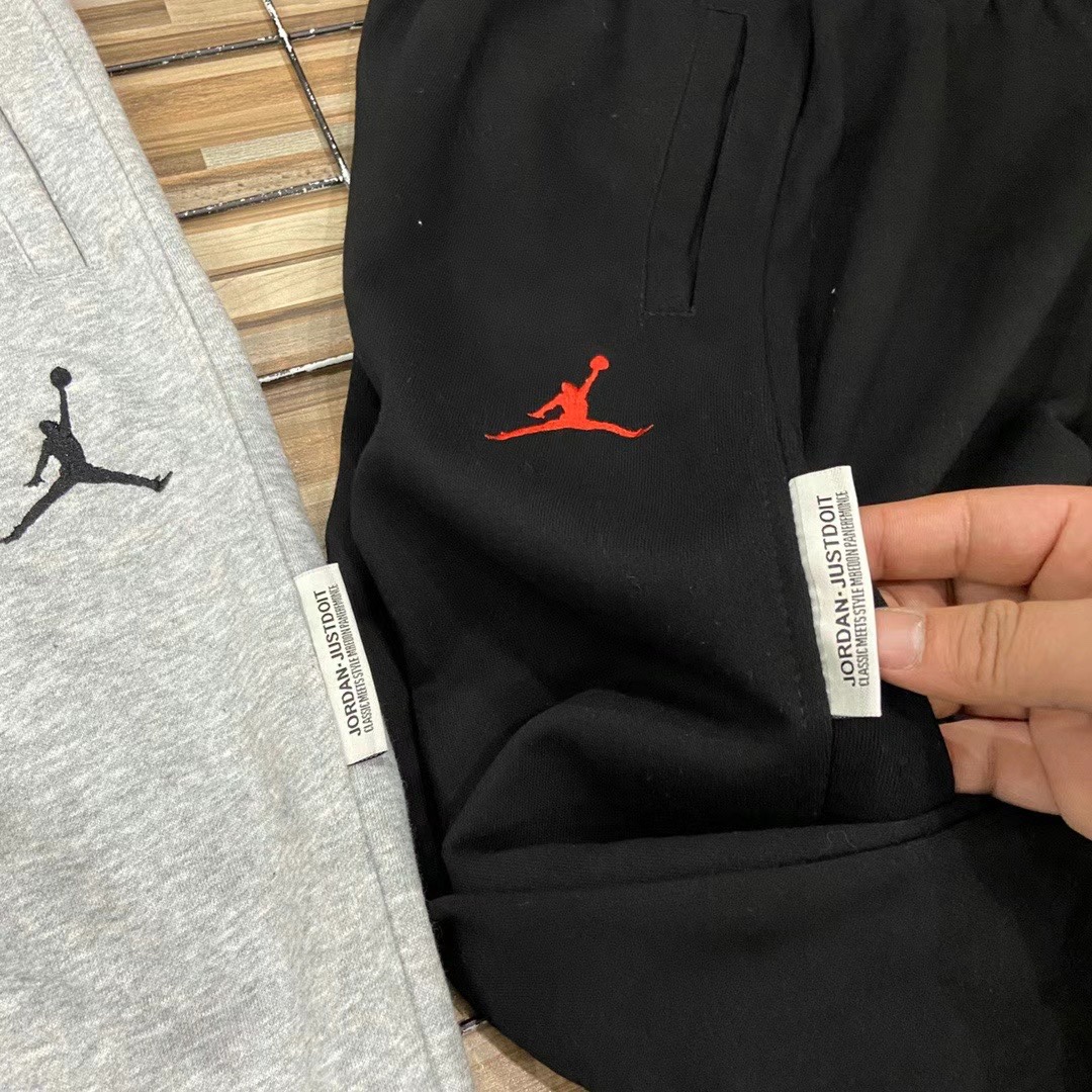 Jordanair Jordan Nike: Lightweight Unisex Corrugated Thongs in Black and Gray - 图片 7