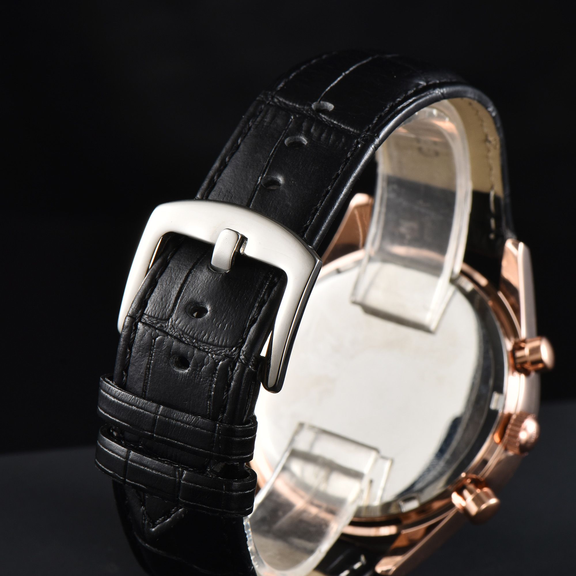 Armani Amani Multi-Purpose Three-Eye Watch with Quartz Core and Real Skin Belt - 图片 8