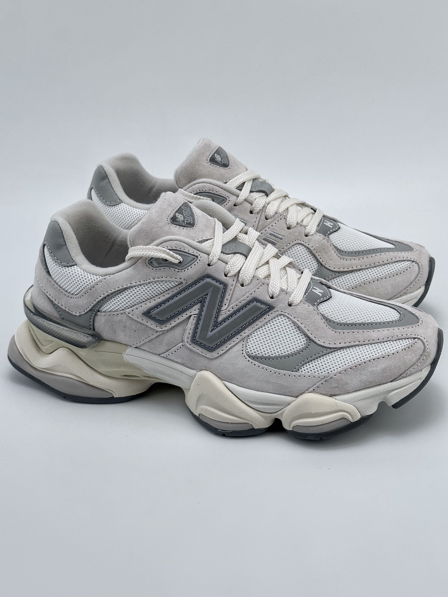 300 New Balance 9060 纯原版本 NB9060 联名款 复古休闲运动慢跑鞋 U9060ECALFZ