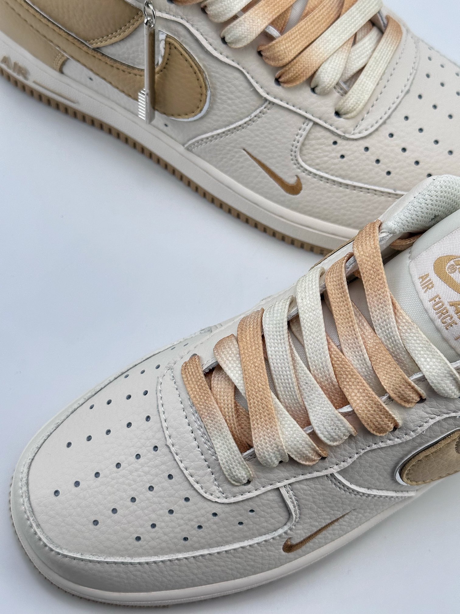 260 Nike Air Force 1 Low 07 x TS 联名白沙黄满天星 IO5636-111