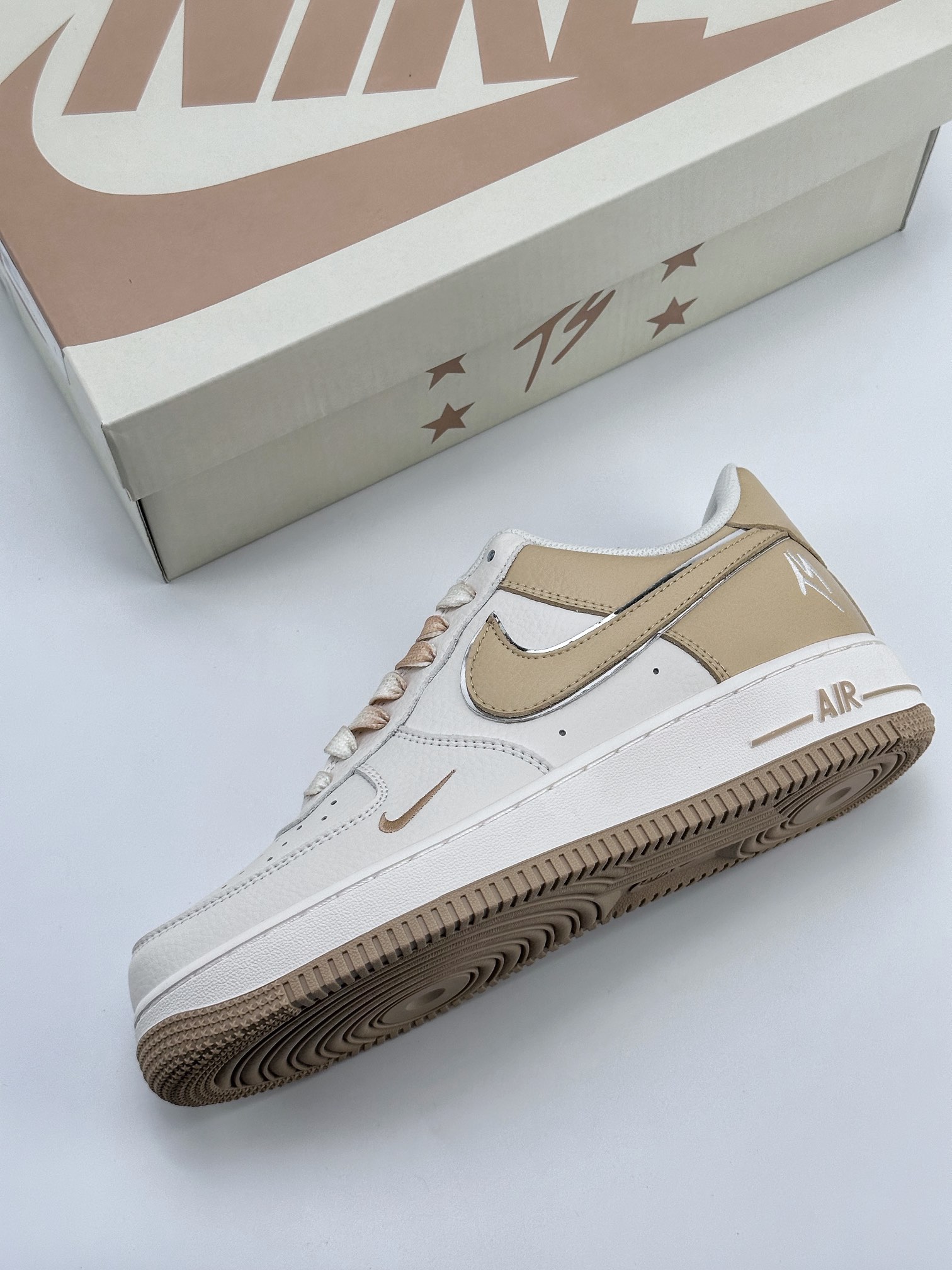 260 Nike Air Force 1 Low 07 x TS 联名白沙黄满天星 IO5636-111