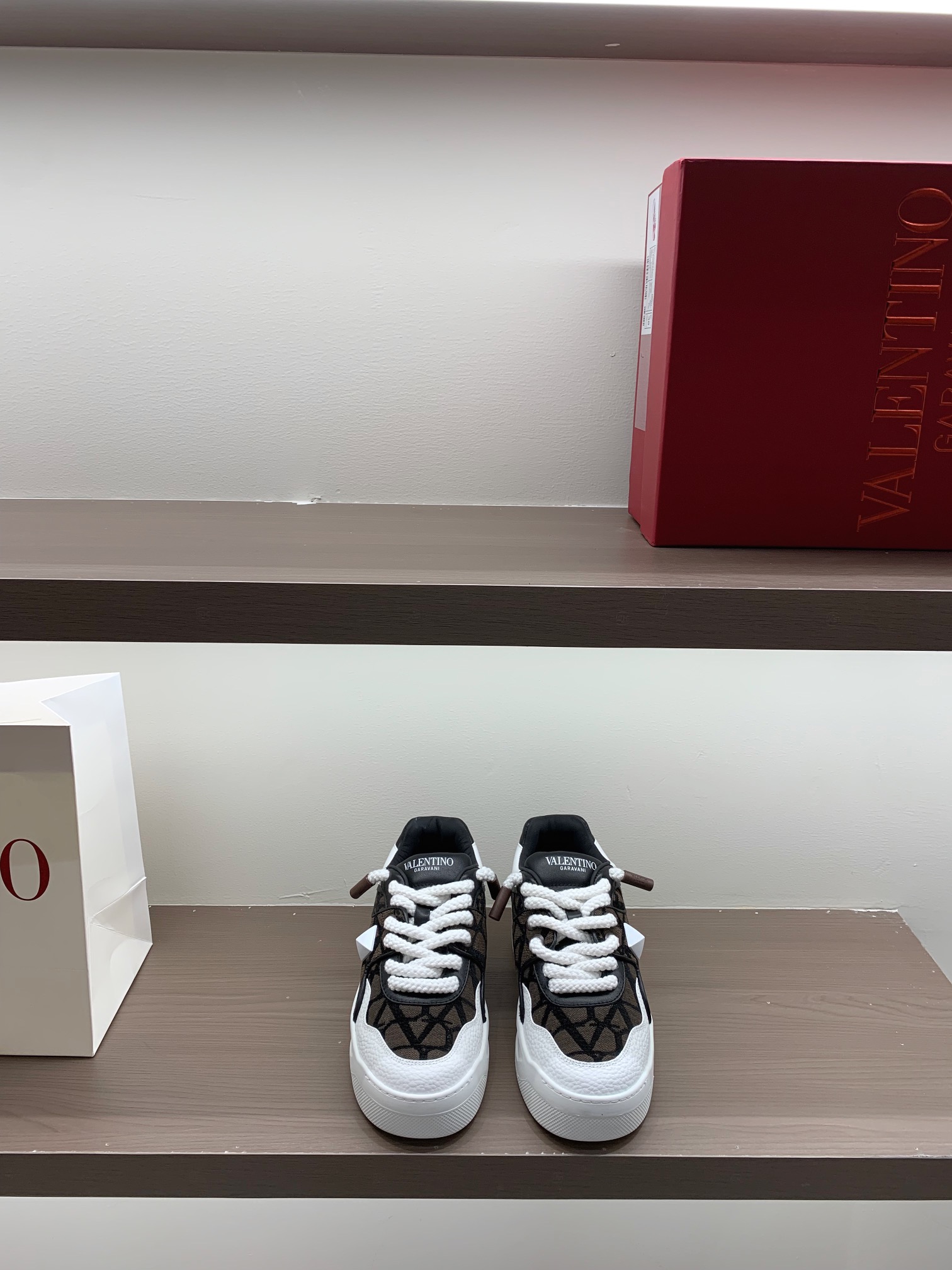 Valentino Sneakers White Leather Studs Low-Top