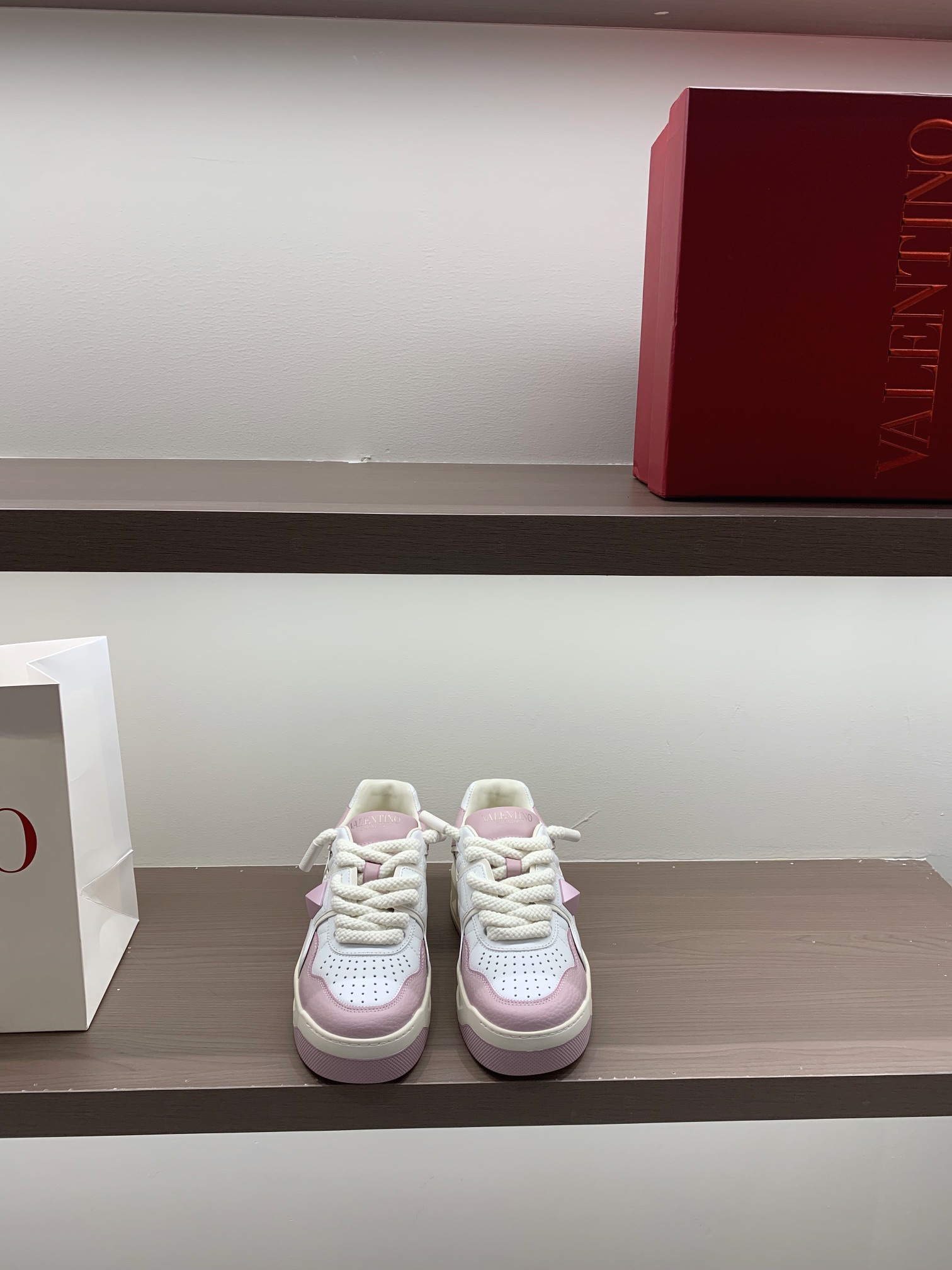 Valentino Sneakers White Leather Low-Top Lace-Up Studded