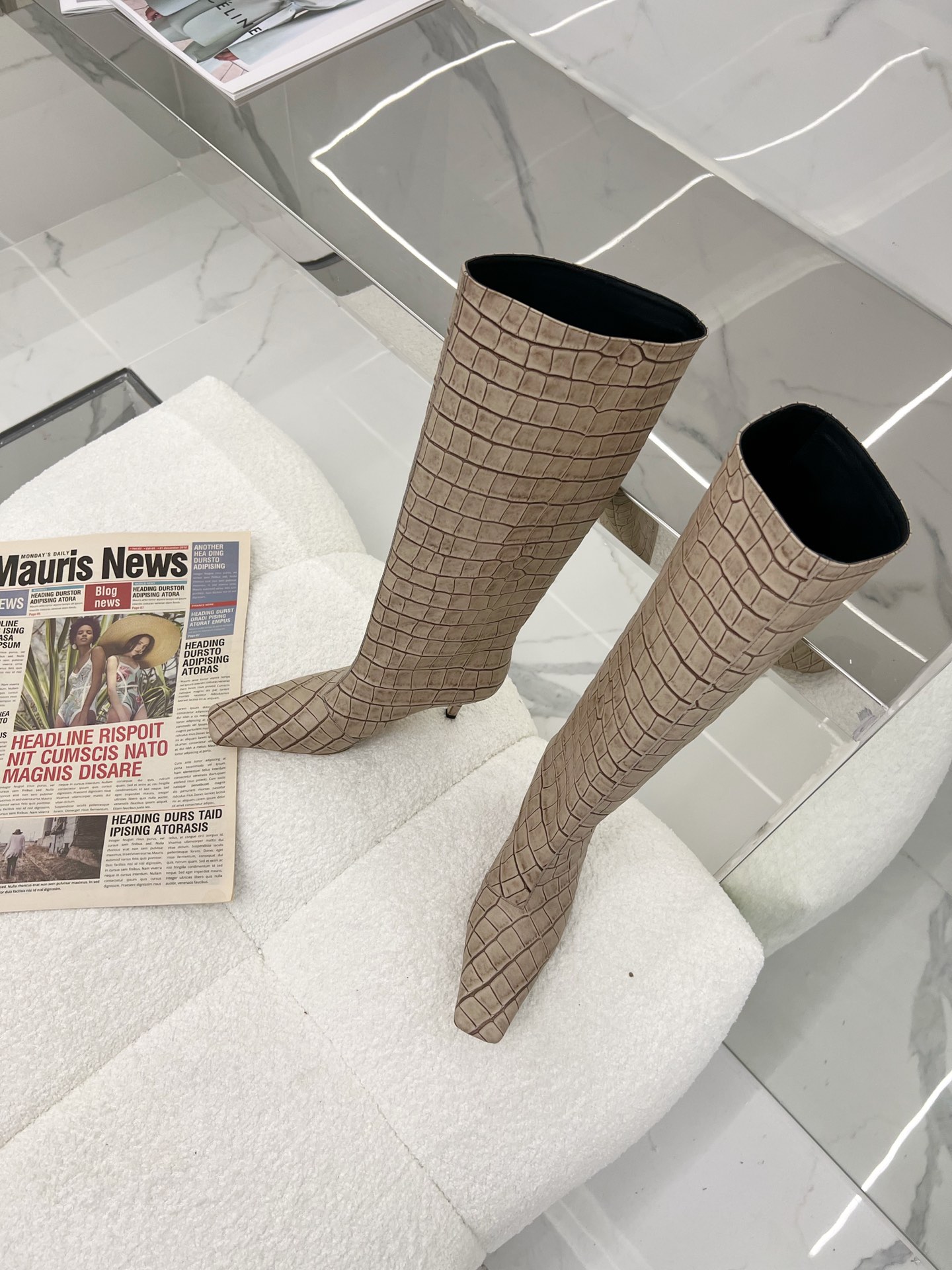 Fashionable Crocodile-Skinned Boots: Quality and Style at Affordable Price