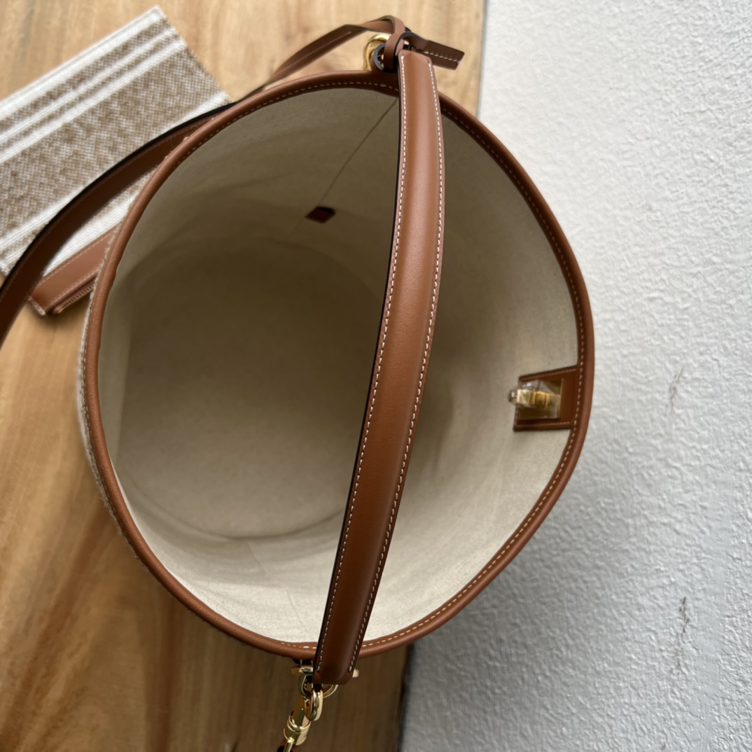 BUCKET 16シリーズ水桶バッグ - フランスのエレガンスと実用性