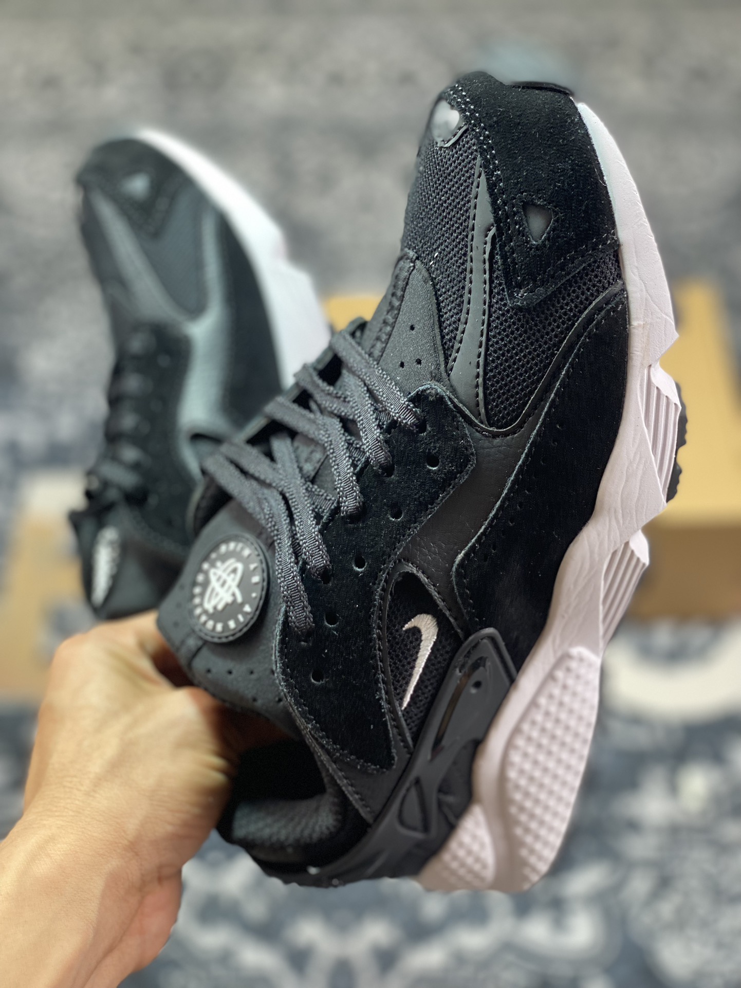 Nike Air Huarache Runner ”Black White” Wallace running series low-top retro casual sports jogging shoes ”Black and White” DZ3306-105