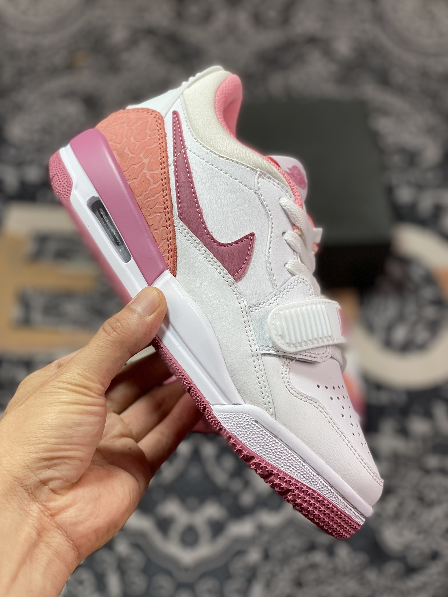 Nike Air Jordan Legacy 312 Low GS ”Desert Berry” Jordan's strongest three-in-one hybrid version low-top basketball shoes ”Leather White Jam Pink” FN3407-161