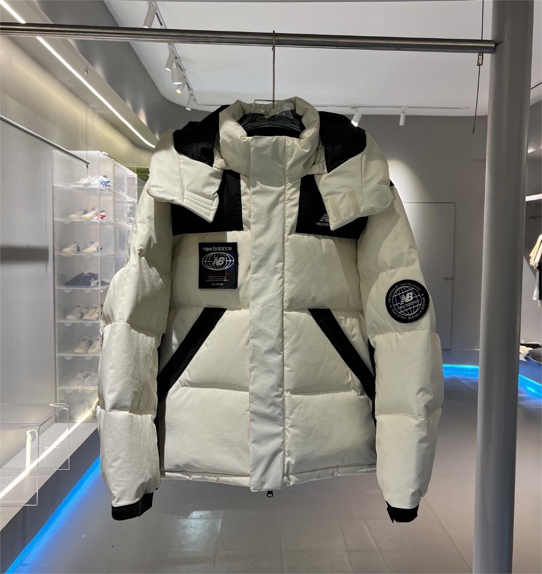 Cheap High Quality Replica
 New Balance Clothing Down Jacket White Nylon Duck Down Hooded Top