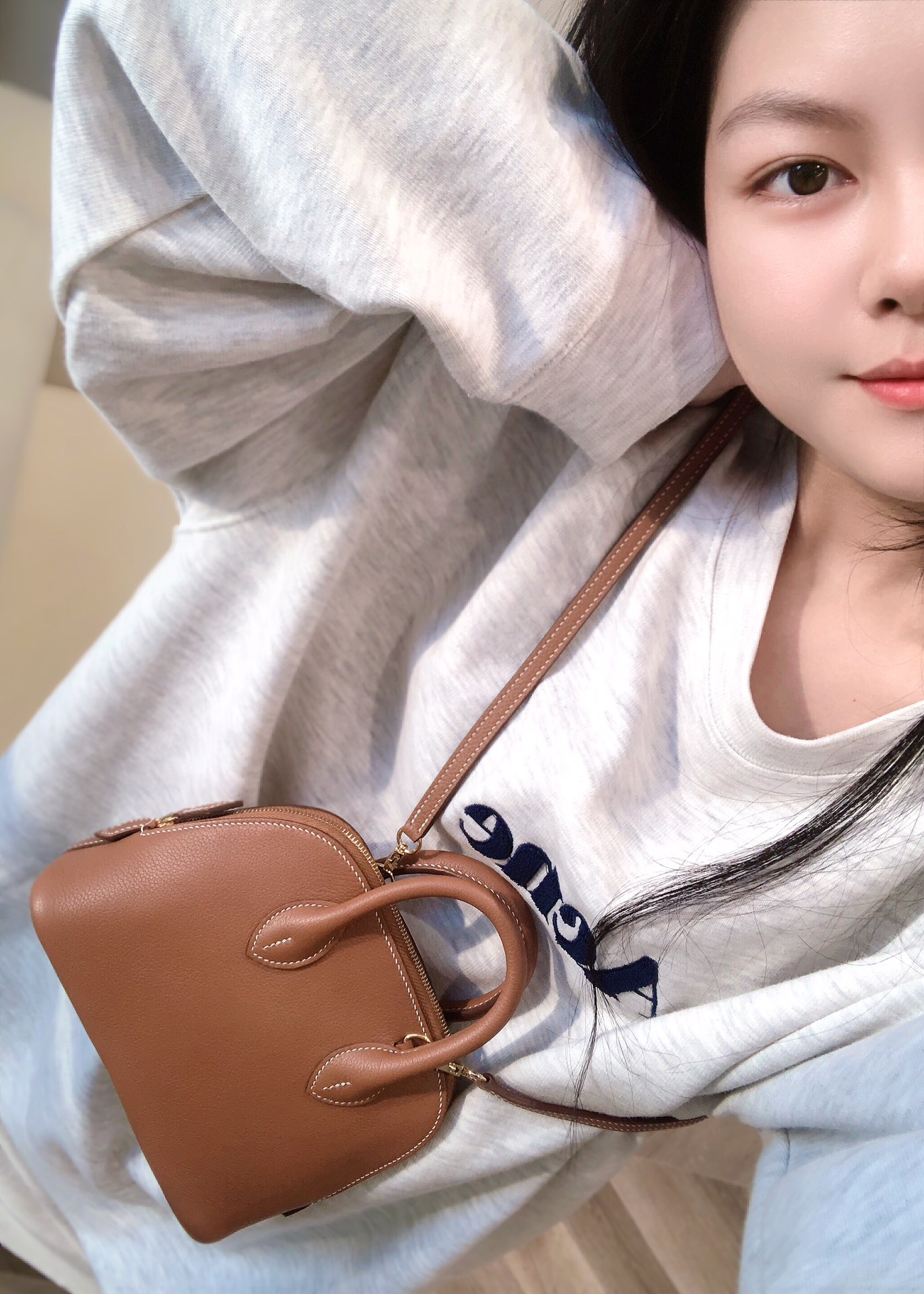 Tod's Classic Handcrafted Luxury Leather Shoulder Bag Ref.48BEA76C 2