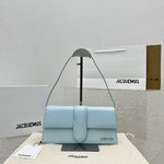 Jacquemus Crossbody & Shoulder Bags Blue Light Silver Patent Leather Fall/Winter Collection Underarm C168878