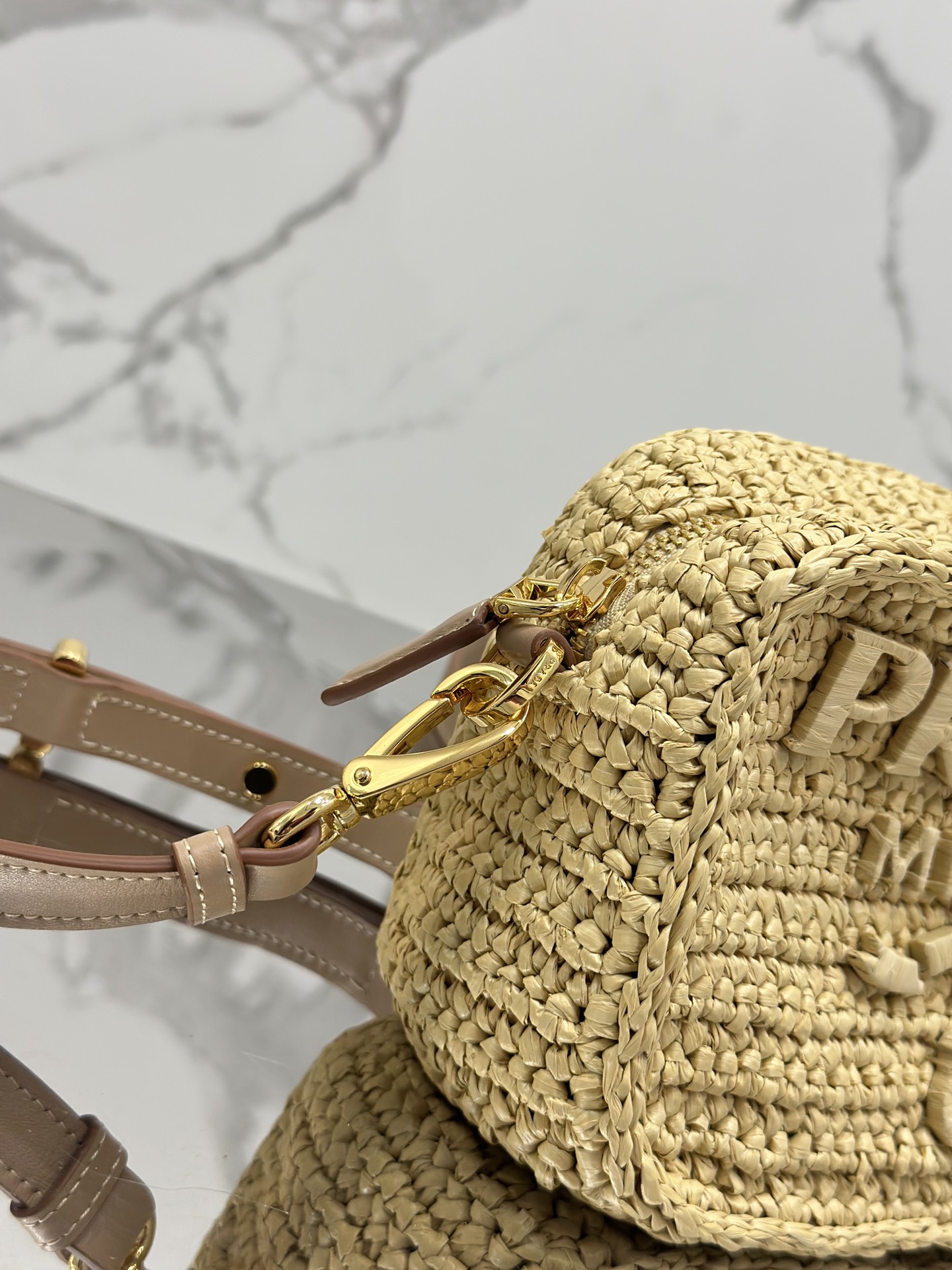 Prada Details po
