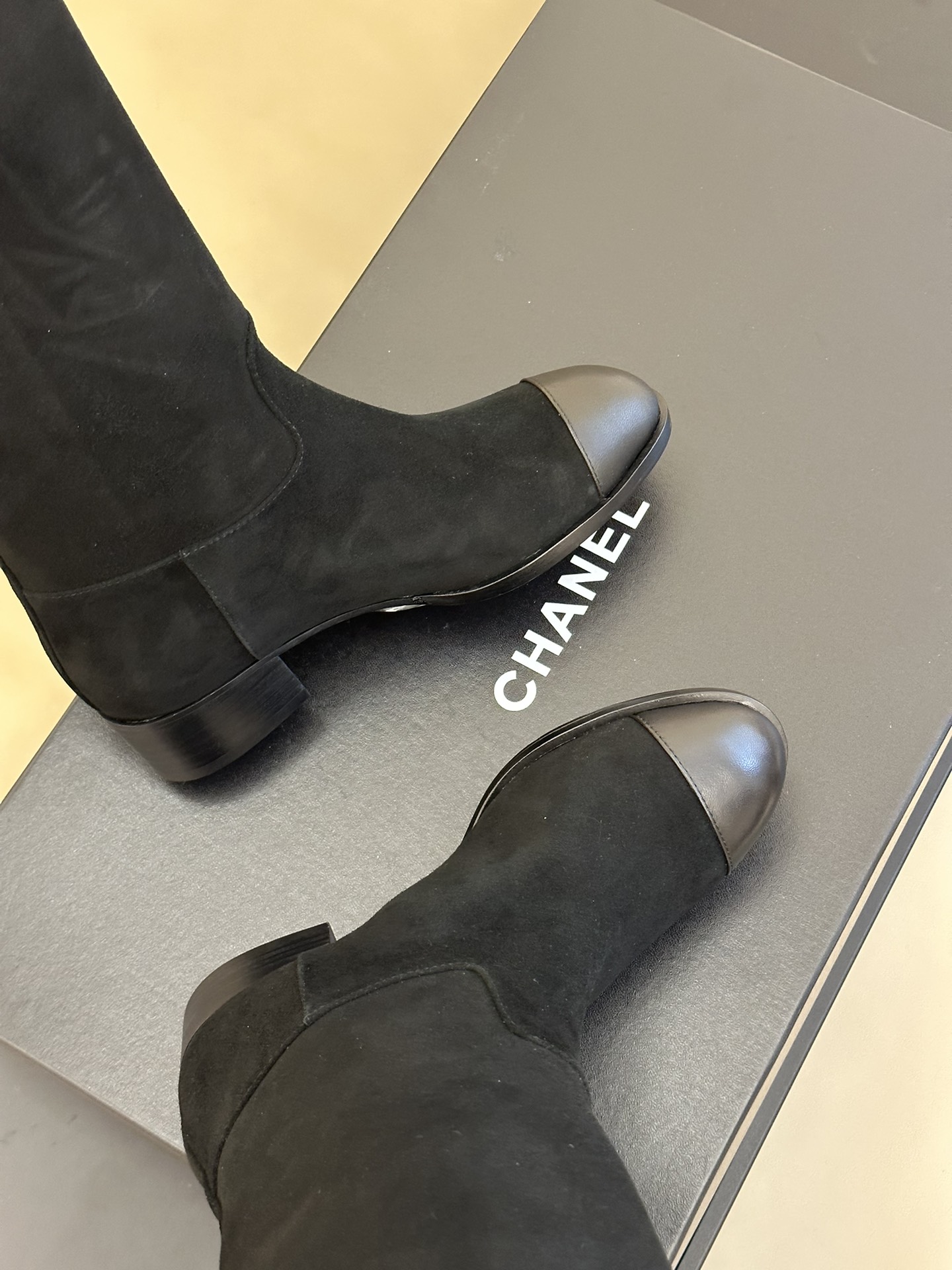 Chanel Haute Couture Classic Luxury Leather Shoe Loafer Shoes 4