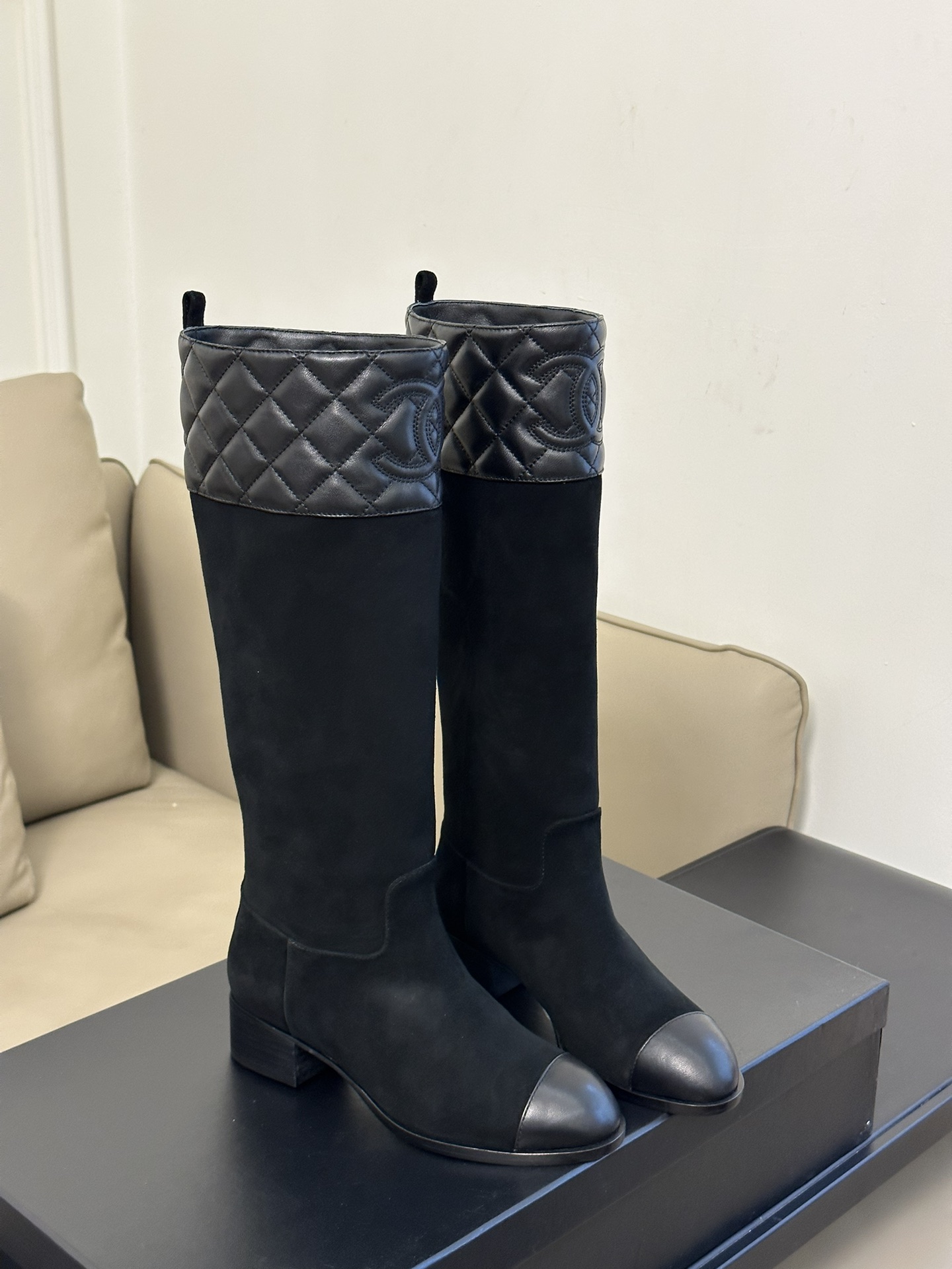 Chanel Haute Couture Classic Luxury Leather Shoe Loafer Shoes 9