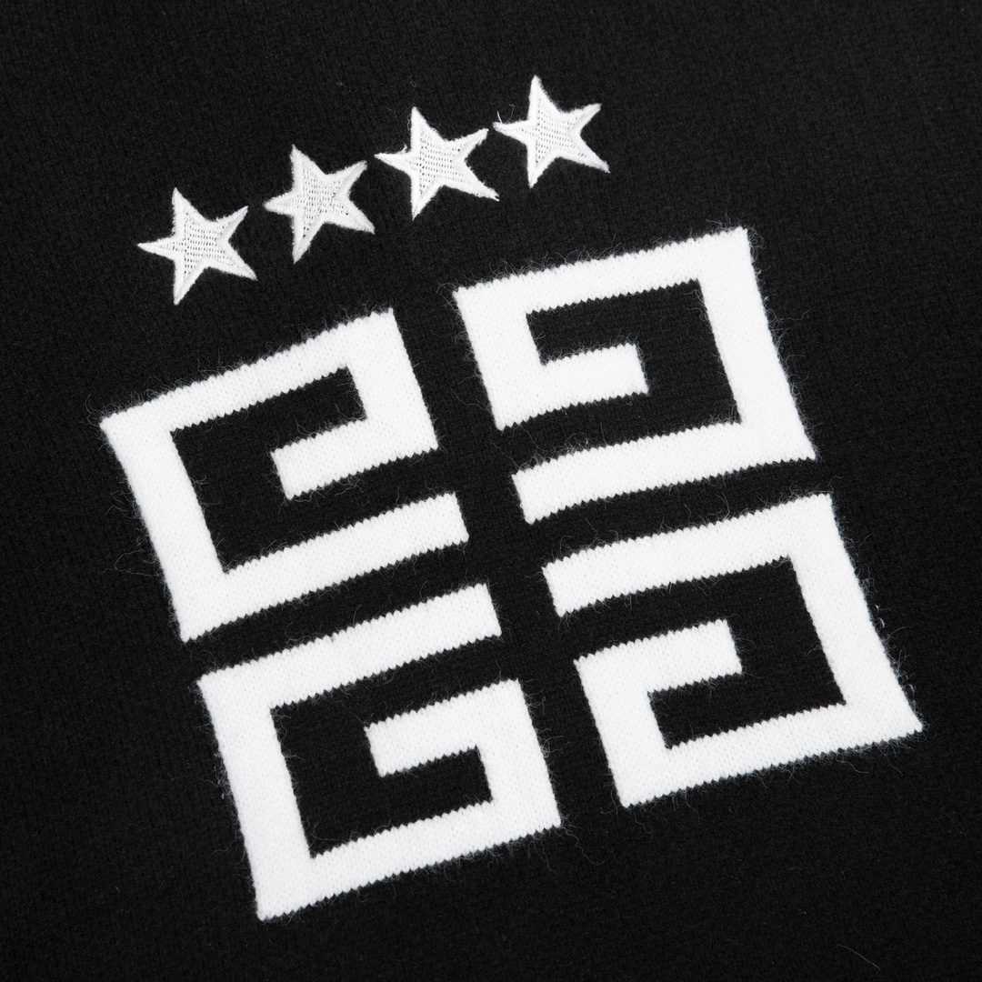 Givenchy Men’s Black Nylon Bag Sweater with Unique Yarn for Style and Comfort. - 图片 7