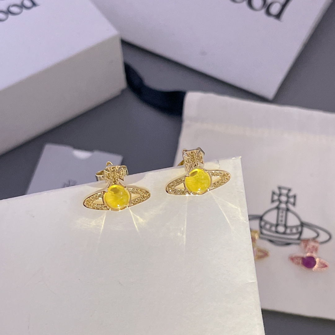 Vivienne Westwood Saturn Bead Set: Colorful, Glamorous, Heart-Warming Recommendation - 图片 5