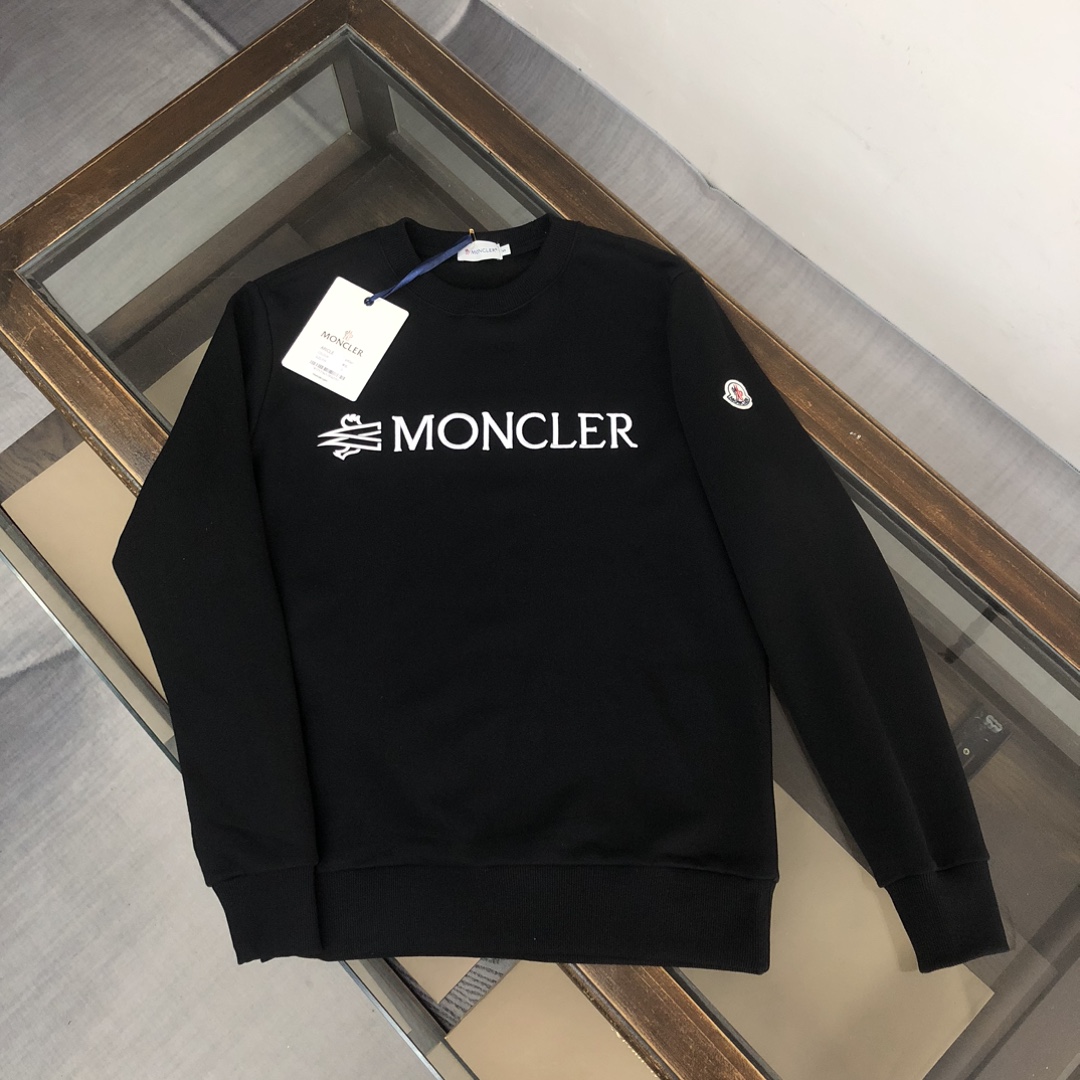 Moncler 7 Star
 Clothing Sweatshirts Black Green White Fashion