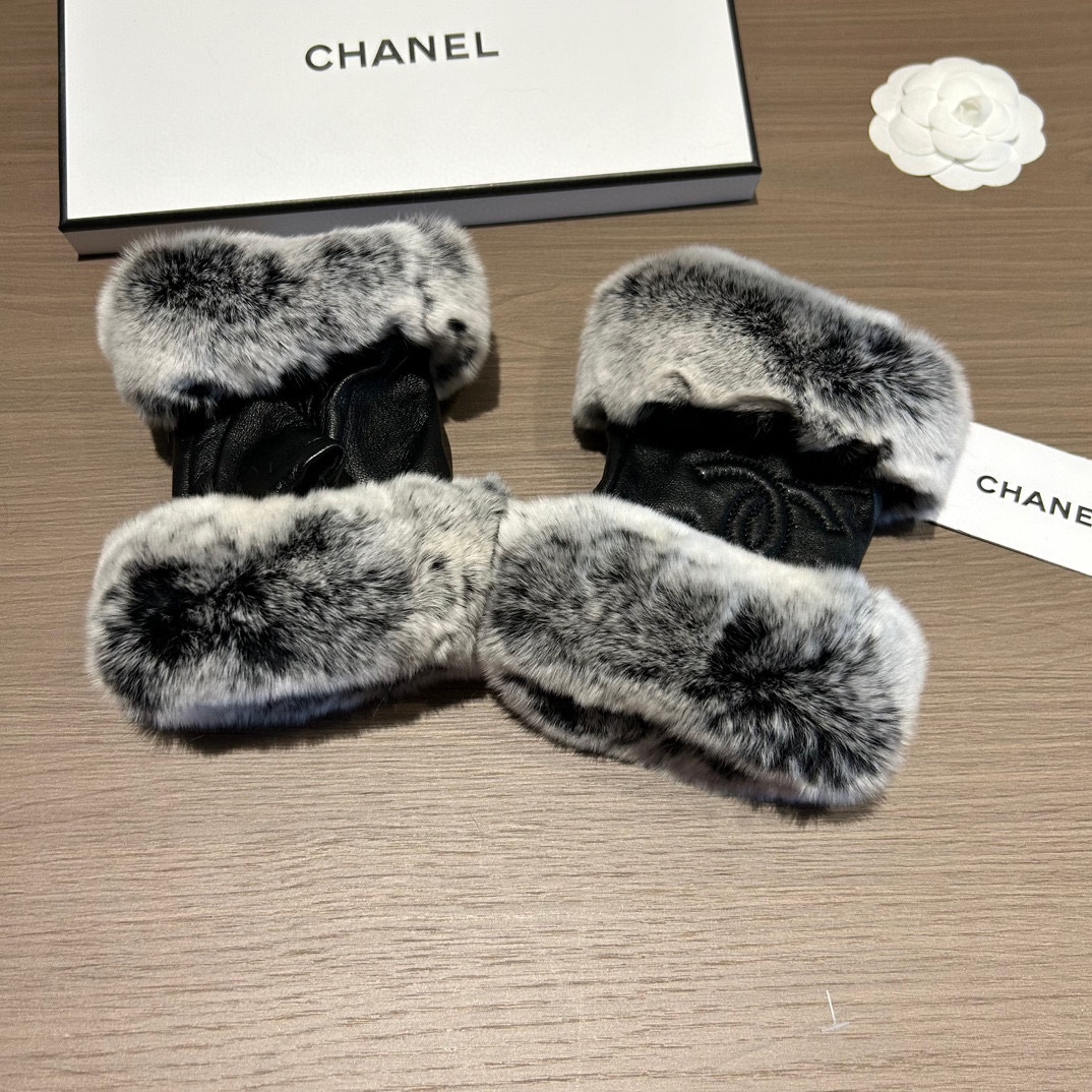 Chanel香奈儿2023秋冬懒兔毛羊皮手套手机触屏值得对比同款不同品质秒杀市场差产品进口一级羊皮懒兔毛