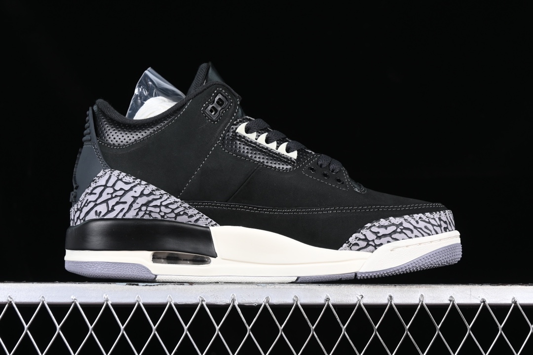 💰190真标💰280公司级💰380纯原
Air Jordan 3 Retro "Off Noir" AJ3 乔3做旧黑水泥 CK9246-001
#鞋身整体以大面积黑色麂皮覆盖,标志性的大象纹也同样得以保留。鞋带孔、鞋舌等细节部分采用水泥灰点缀,整体颜值与AJ3 "黑水泥"十分相似!
#此外在鞋帮、中底部分均已米白色呈现,营造出独特的氧化效果,年代感十足!
尺码:40 41 42 42.5 43 44 44.5 45 46 47.5 P.D4