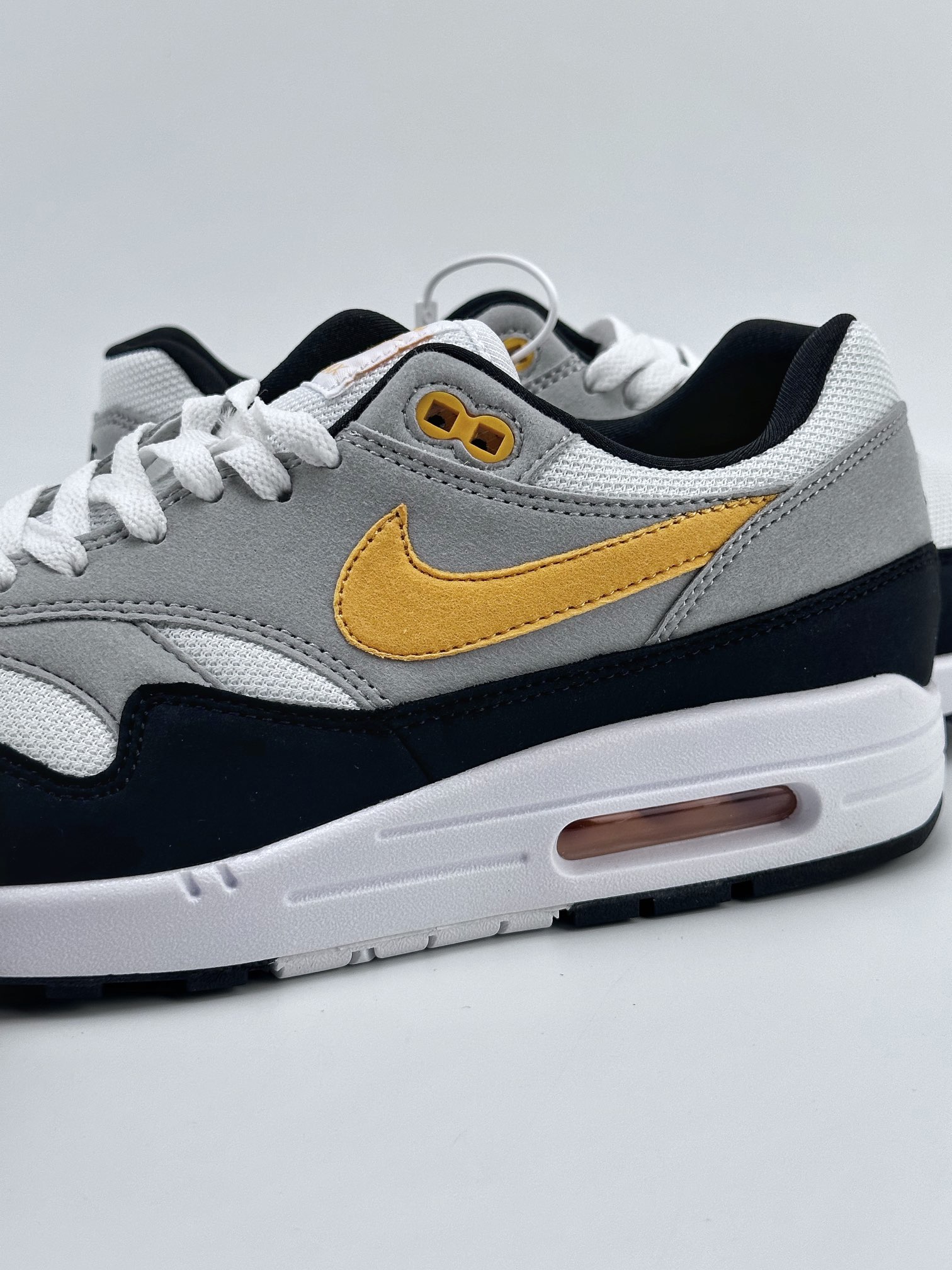 Nike Air Max 1 white, black and yellow retro casual running shoes FD9082-104