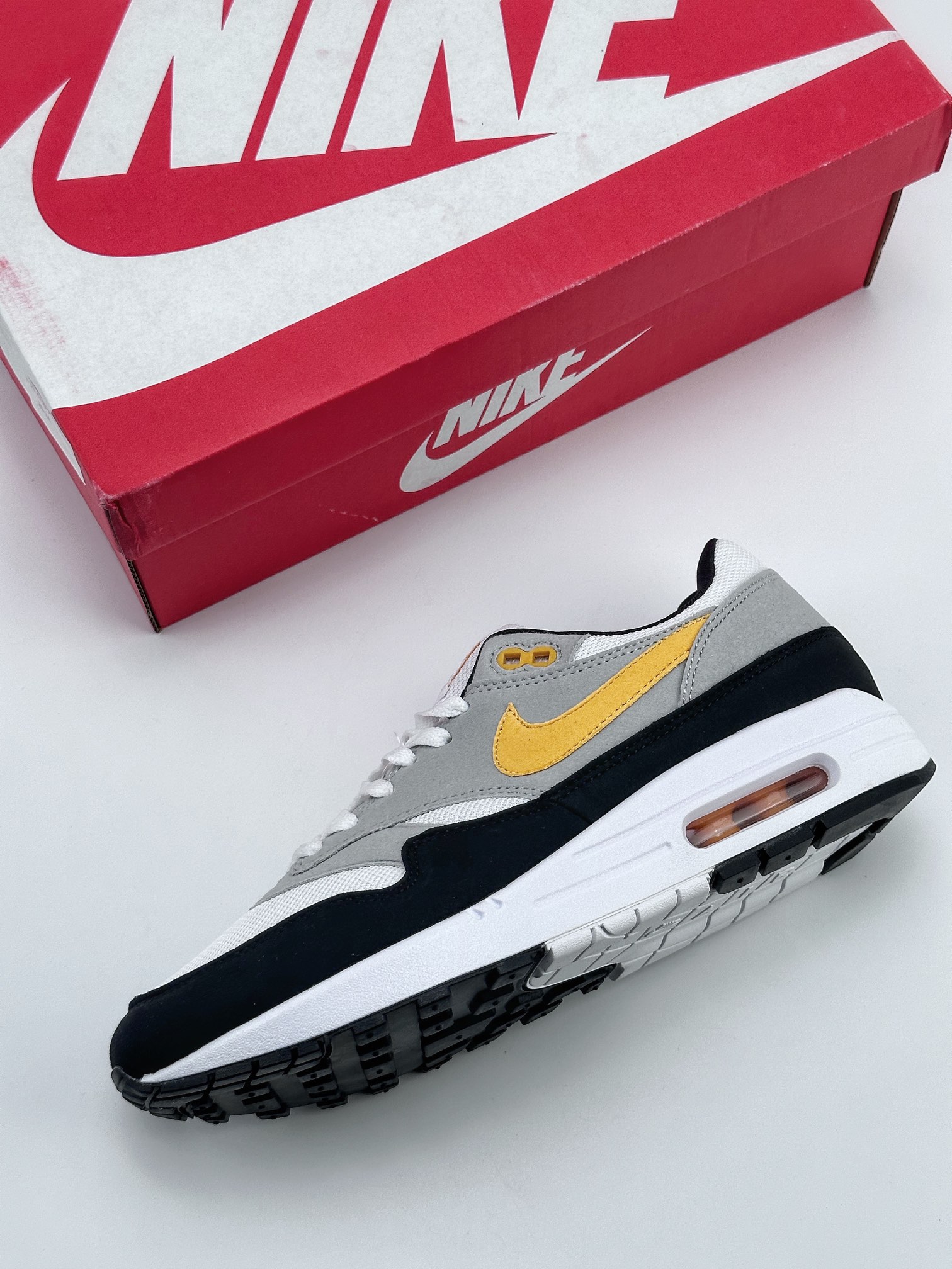 Nike Air Max 1 white, black and yellow retro casual running shoes FD9082-104