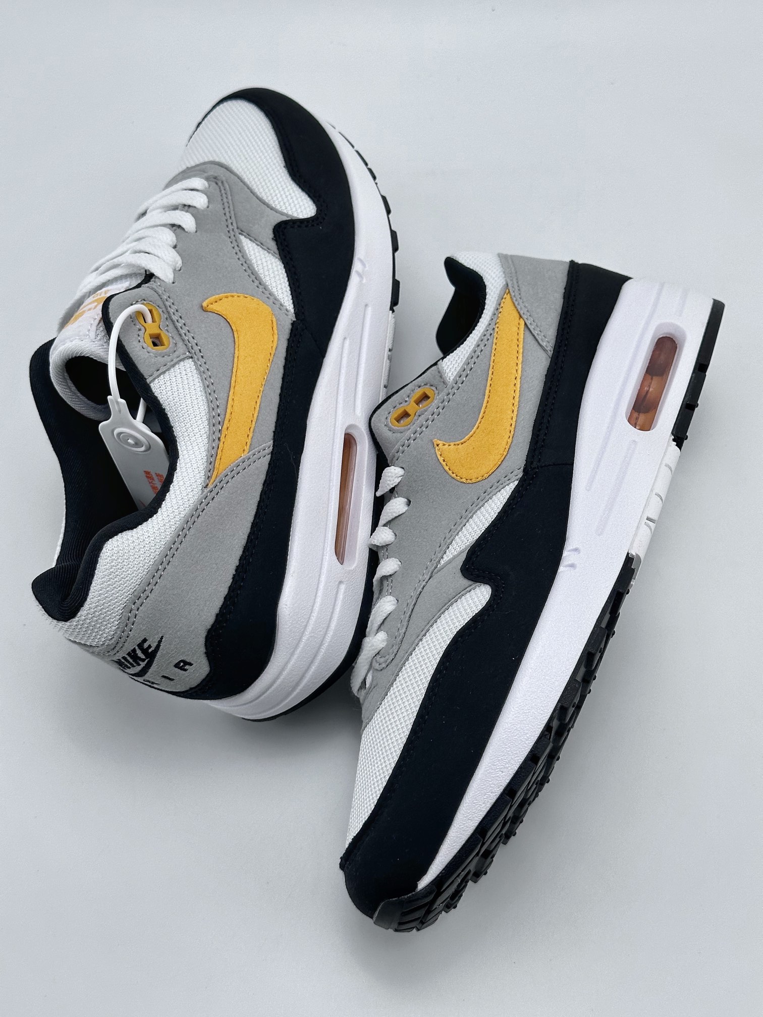 Nike Air Max 1 white, black and yellow retro casual running shoes FD9082-104