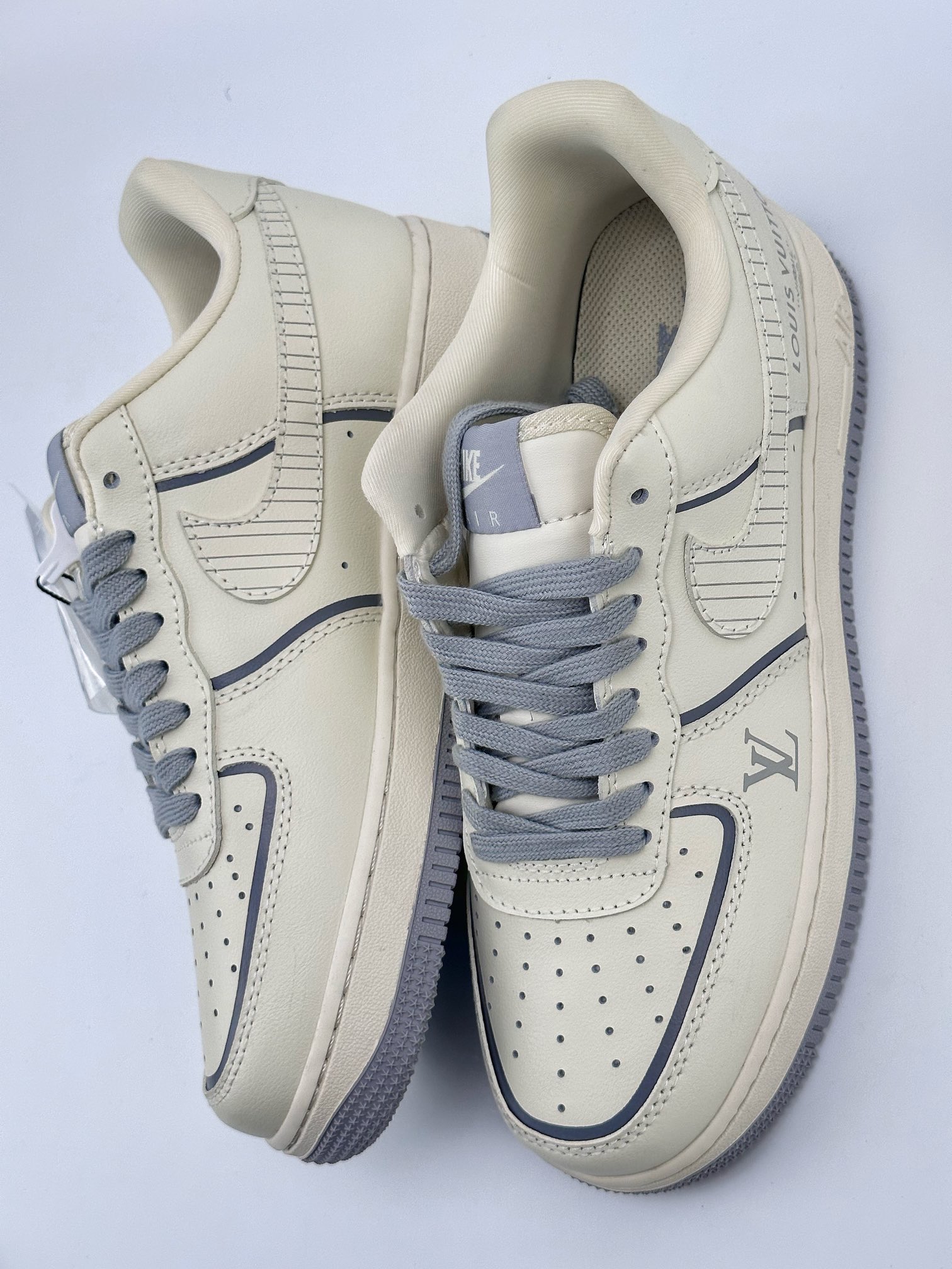 Nike Air Force 1 Low 07 x Louis Vuitton White Grey CT3228-200