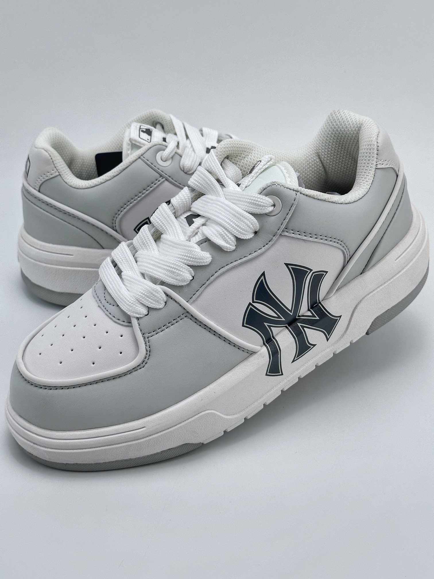 NY Yankees x MLB Chunky Runner Basic Collection Thick-soled Daddy Thick-soled Casual Sports Jogging Shoes