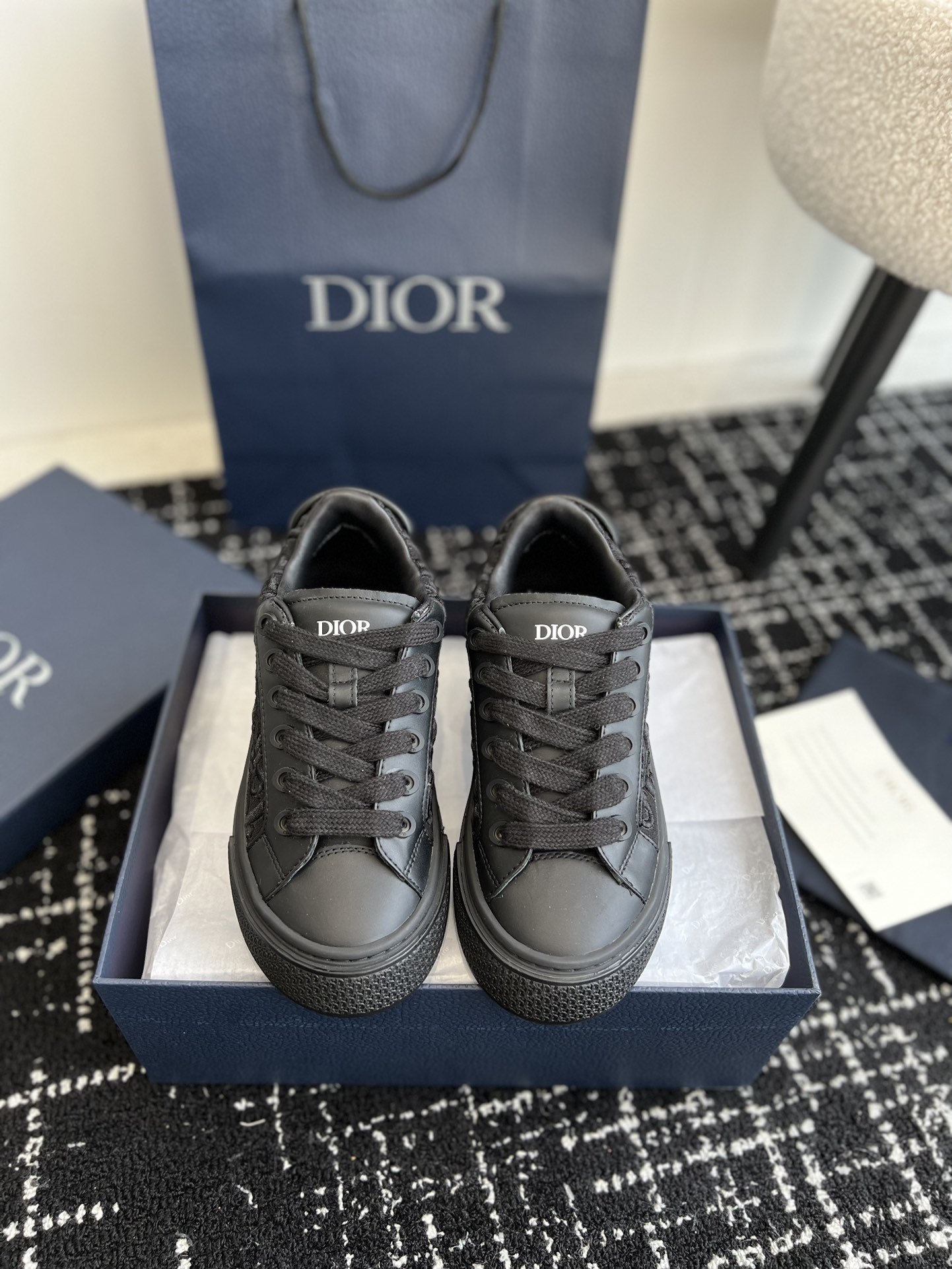 Dior Buy Skateboard Shoes Sneakers Casual Shoes Unsurpassed Quality
 White Printing Horsehair Rubber Weave Oblique Casual