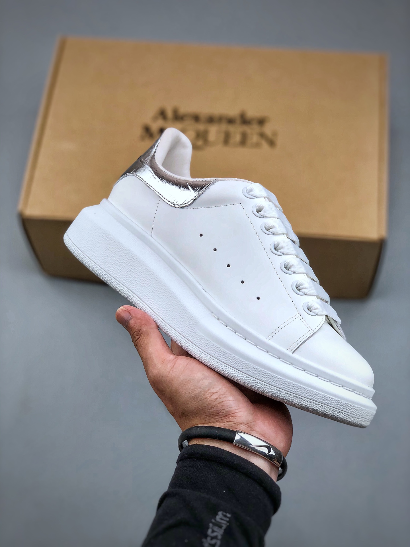 Alexander McQueen/Alexander McQueen platform shoes thick-soled height-enhancing white shoes