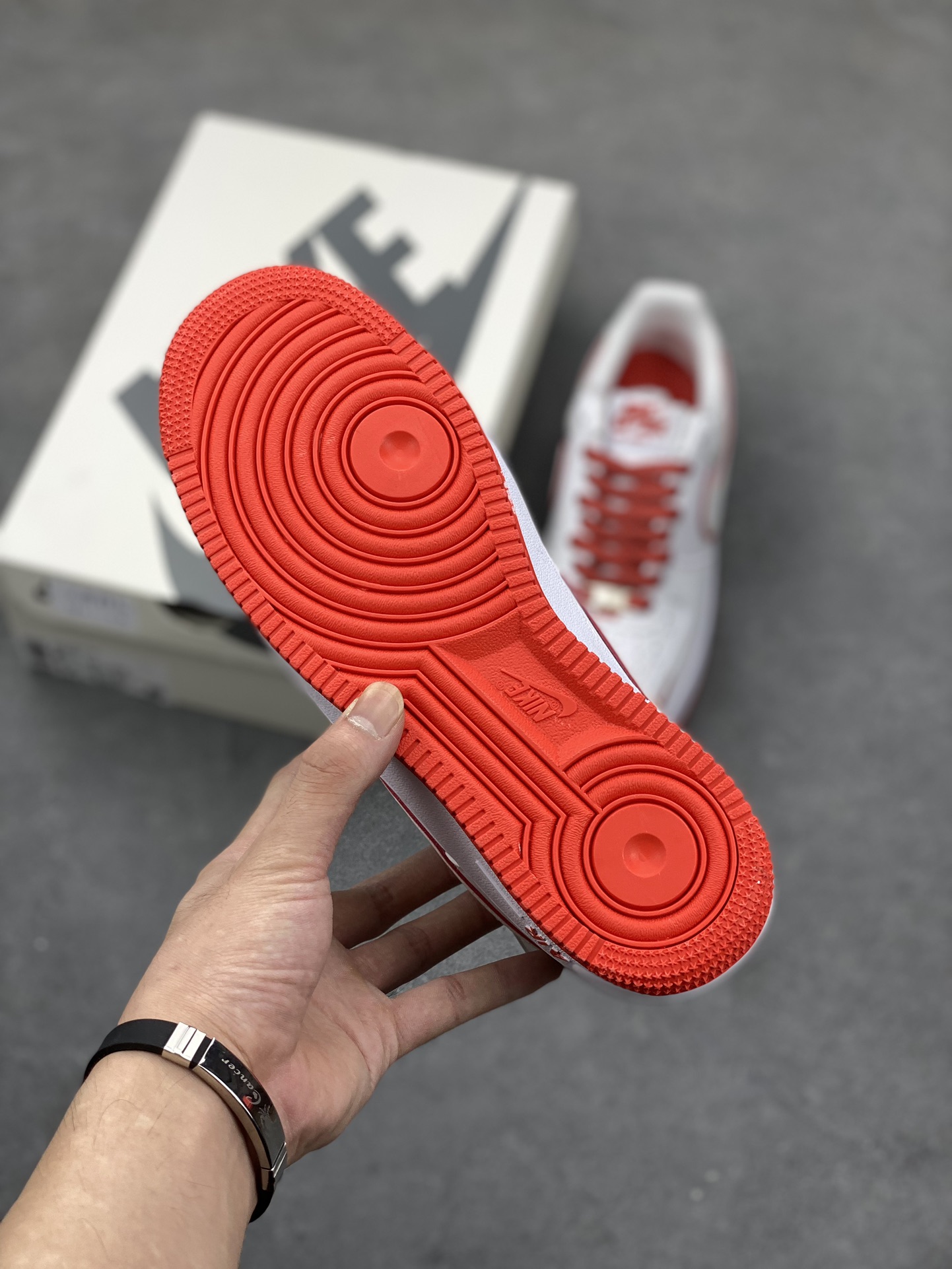 Nike Air Force 1 '07 Low White/Red - Iconic Style & Comfort 7 i1693857504 729 5