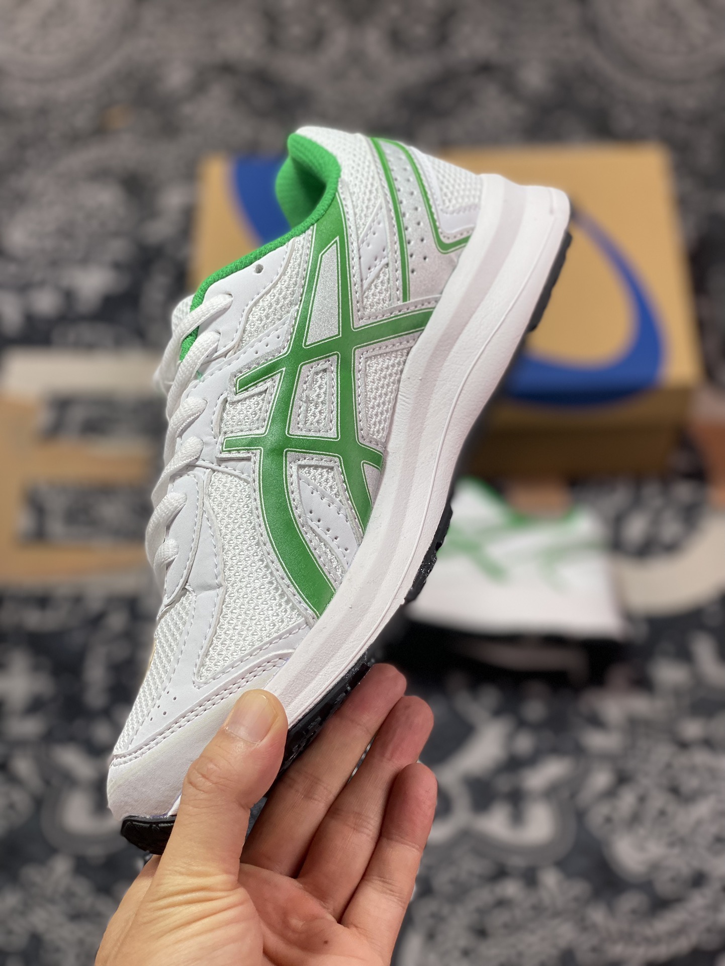 Asics Jog 100s Limited Edition White Green 1201A896-100 Lightweight Low-top Anti-slip Running Shoes