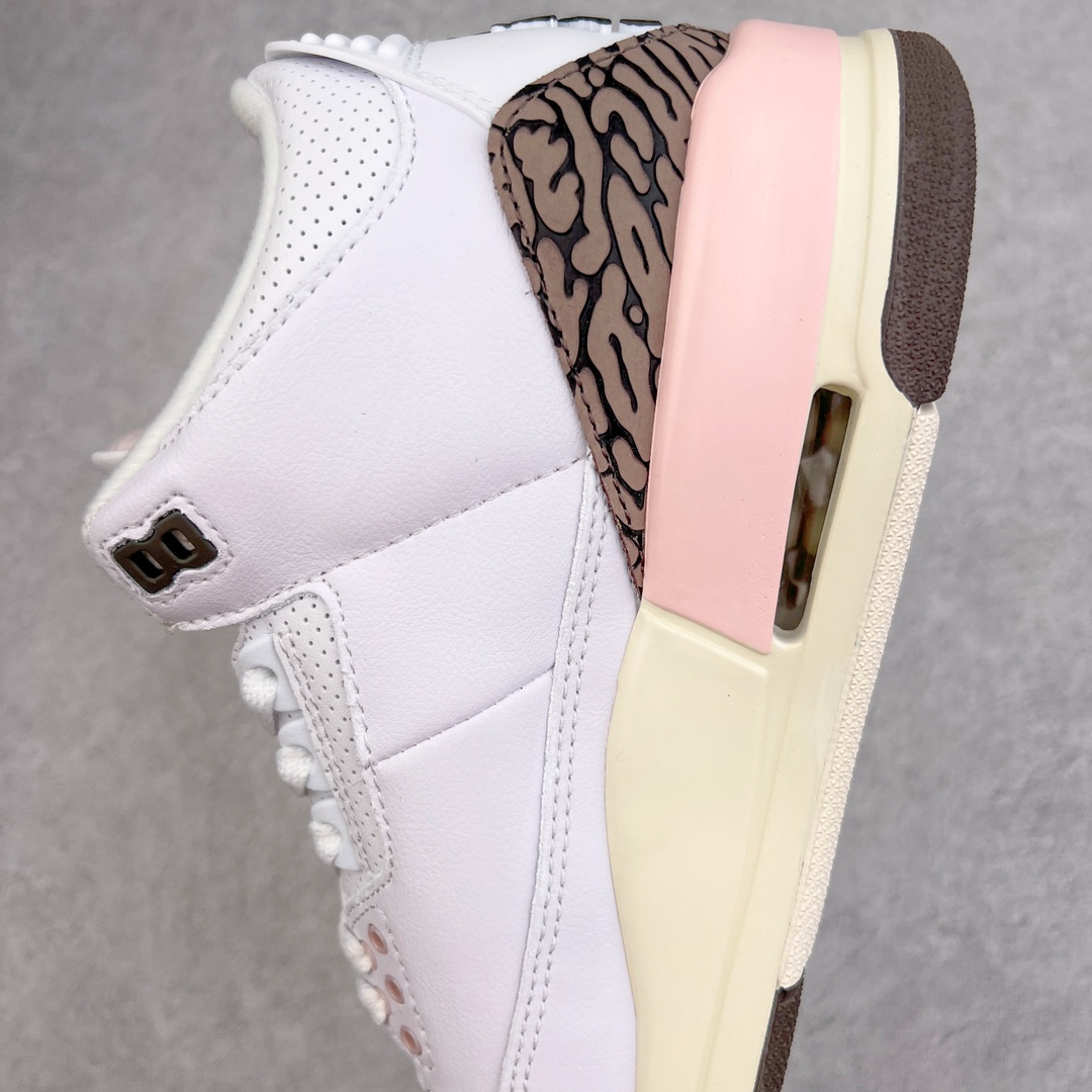 图片[7]-＃PB福利特价 Air Jordan AJ3 Retro 市场中端王者 全套原纸板楦头开发 原厂大底磨具加持立体防滑纹理 原装可视Air Sole气垫 原汁原味最完美的三代版型 唯一正确鞋头趴度弧度高度鞋身腰线 此版本只针对中端市场 皮料材质有所更替 其他数据细节工艺流程均保持一致 绝不口嗨 细节品控鞋型随意秒杀市面3XX 4XX 原厂TPU后跟饰片 正确内里反口里网布 皮料菱角分明不变形无多余毛边 正确手工大底描漆拉丝 市场唯一原厂鞋扣模具 原厂织唛标 原厂飞人电绣工艺 尾指中部跳三针 独家绑鞋带手法 印刷中底布 四线拉帮 米色美纹纸贴合固定 进口港宝加持 后跟自然饱满 全鞋荧光划线卡点 追求极致完美 每一双都是工艺品 多重QC质检 超越公司货的品控标准 实实在在的免检产品 尺码：40 40.5 41 42 42.5 43 44 44.5 45 45.5 46 47.5-选品中心