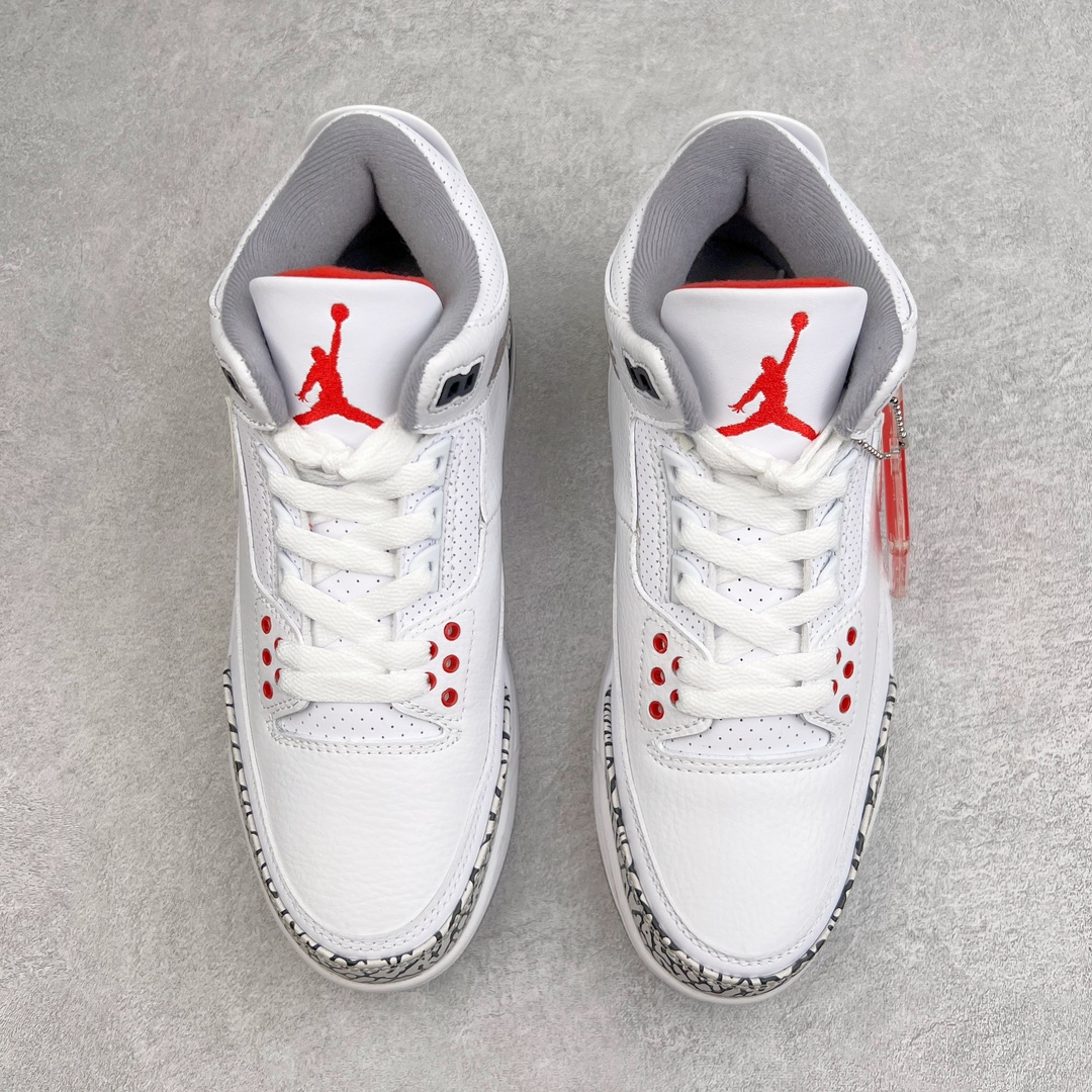 图片[2]-＃PB福利特价 Air Jordan AJ3 Retro 市场中端王者 全套原纸板楦头开发 原厂大底磨具加持立体防滑纹理 原装可视Air Sole气垫 原汁原味最完美的三代版型 唯一正确鞋头趴度弧度高度鞋身腰线 此版本只针对中端市场 皮料材质有所更替 其他数据细节工艺流程均保持一致 绝不口嗨 细节品控鞋型随意秒杀市面3XX 4XX 原厂TPU后跟饰片 正确内里反口里网布 皮料菱角分明不变形无多余毛边 正确手工大底描漆拉丝 市场唯一原厂鞋扣模具 原厂织唛标 原厂飞人电绣工艺 尾指中部跳三针 独家绑鞋带手法 印刷中底布 四线拉帮 米色美纹纸贴合固定 进口港宝加持 后跟自然饱满 全鞋荧光划线卡点 追求极致完美 每一双都是工艺品 多重QC质检 超越公司货的品控标准 实实在在的免检产品 尺码：40 40.5 41 42 42.5 43 44 44.5 45 45.5 46 47.5-选品中心